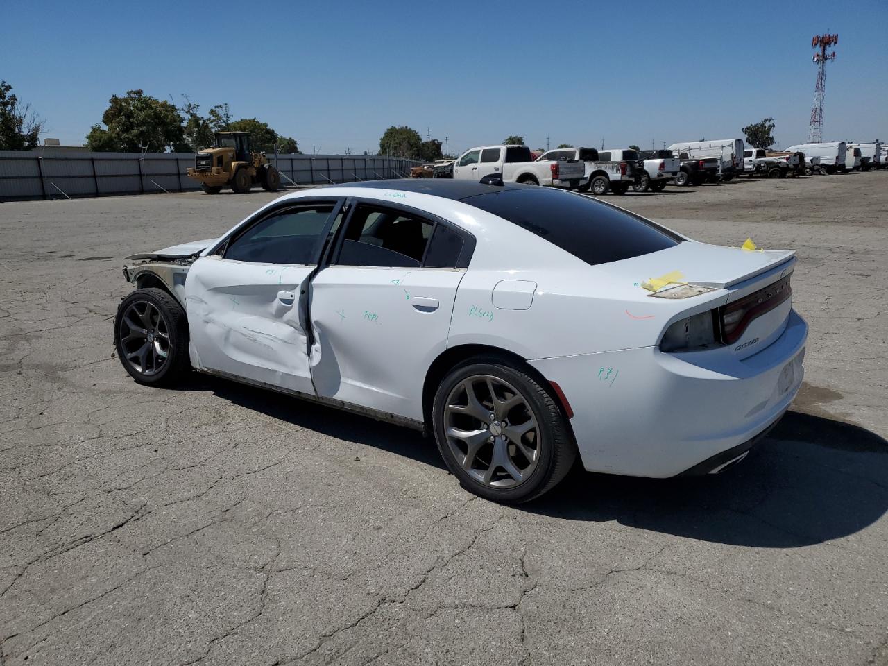 2015 Dodge Charger Sxt White vin: 2C3CDXHG2FH800996