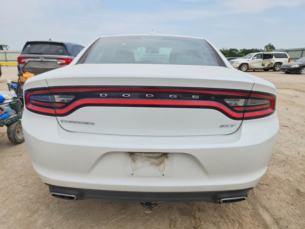 2015 Dodge Charger Sxt White vin: 2C3CDXHG4FH814933