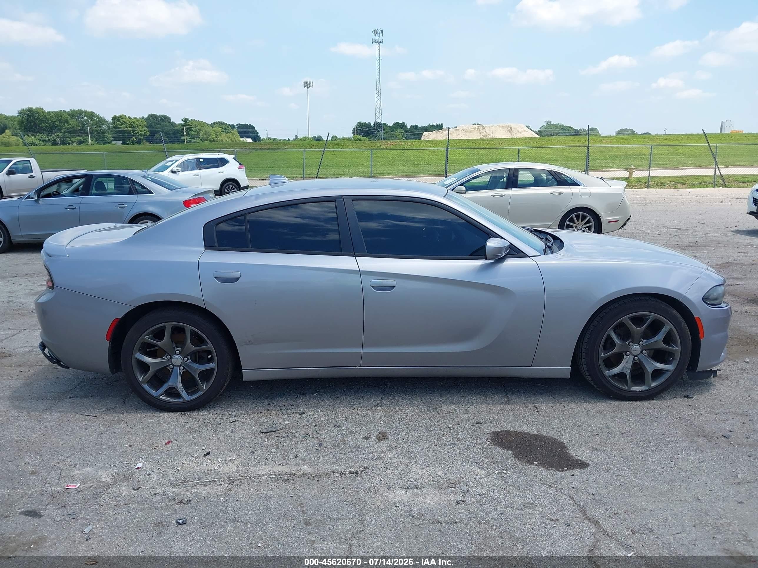2015 Dodge Charger Sxt Silver vin: 2C3CDXHG4FH871522