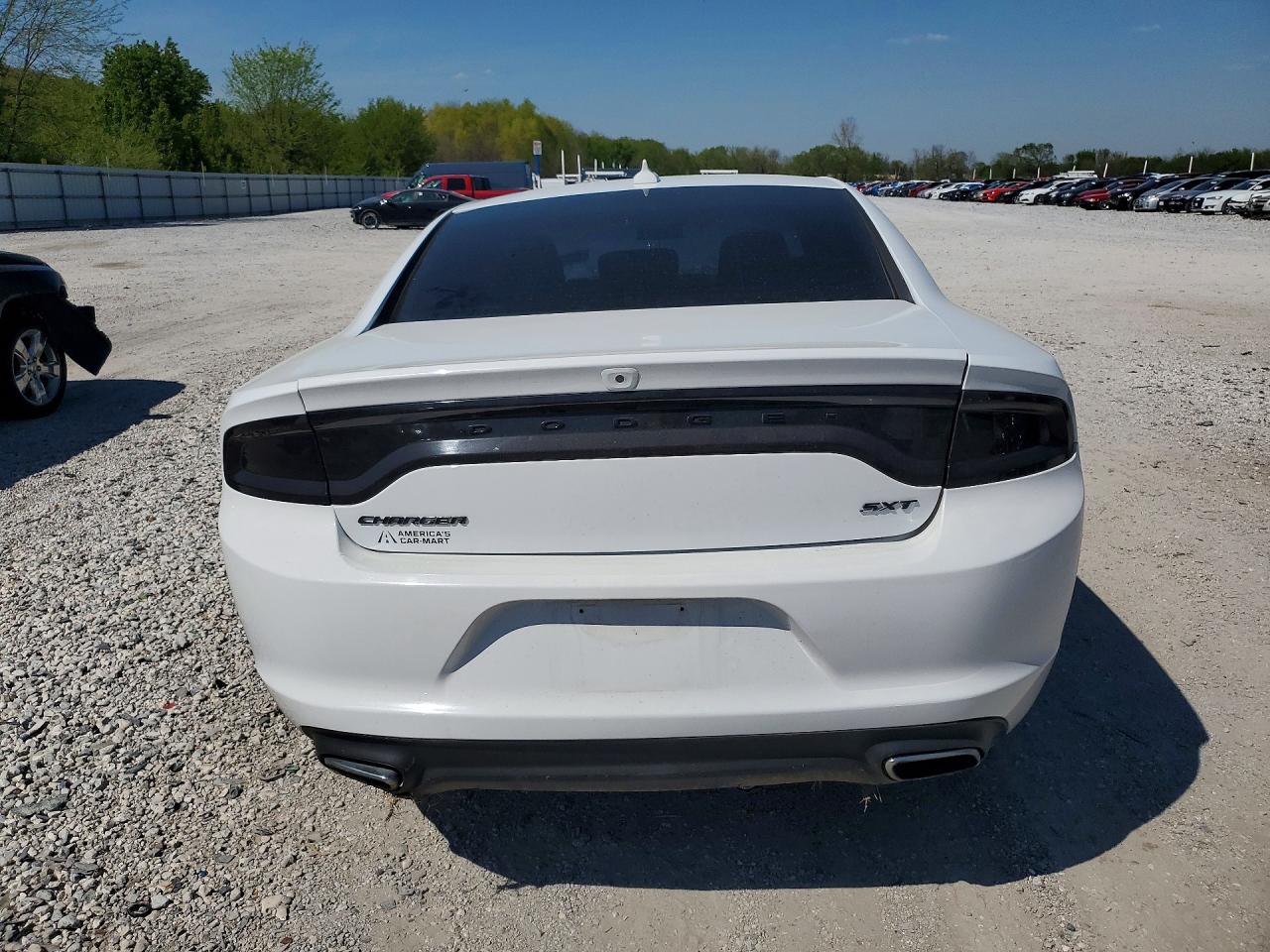 2017 Dodge Charger Sxt White vin: 2C3CDXHG4HH537512