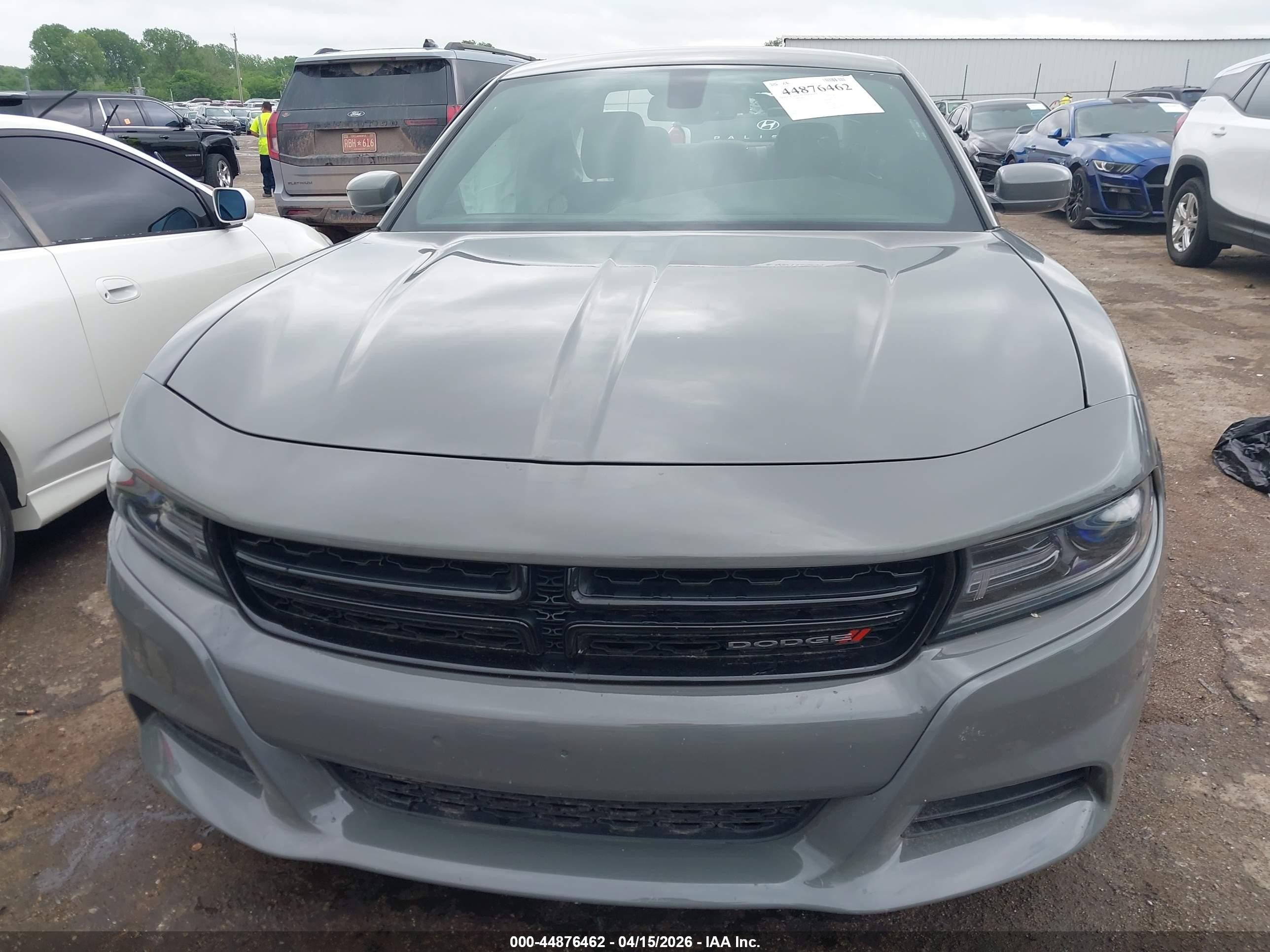 2018 Dodge Charger Sxt Plus Rwd Серый vin: 2C3CDXHG4JH145054