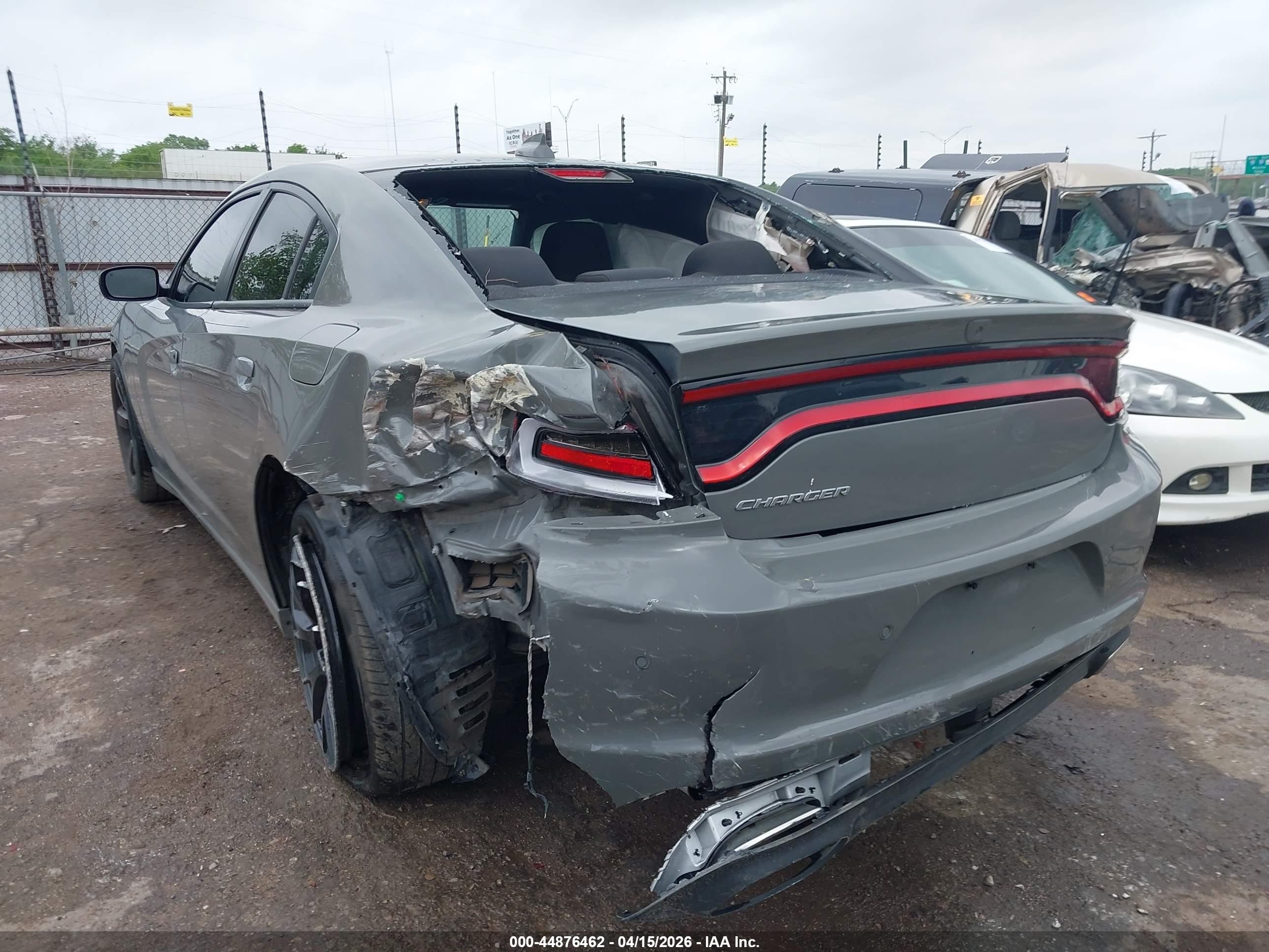 2018 Dodge Charger Sxt Plus Rwd Серый vin: 2C3CDXHG4JH145054