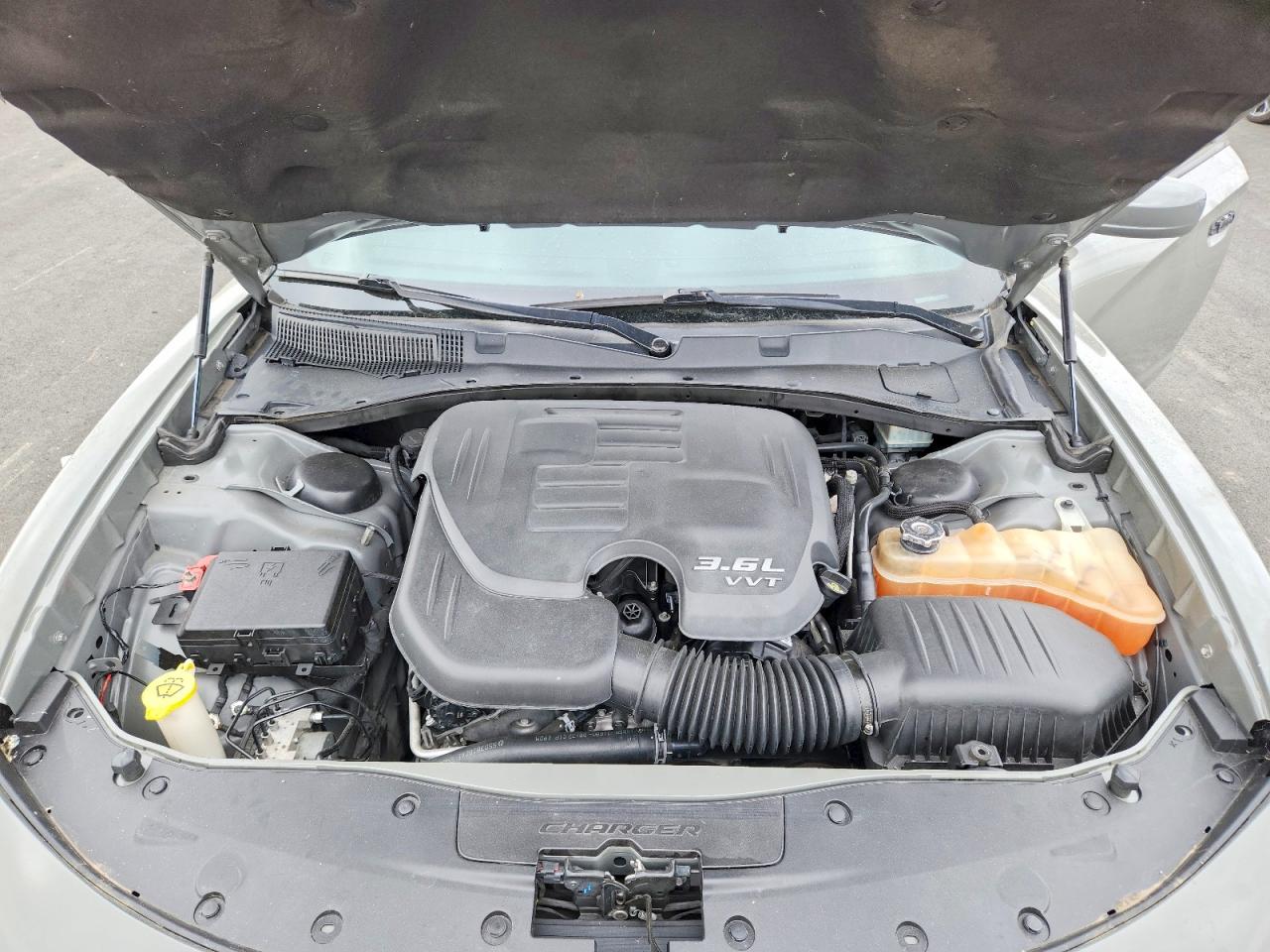2018 Dodge Charger Sxt Plus Gray vin: 2C3CDXHG4JH281359