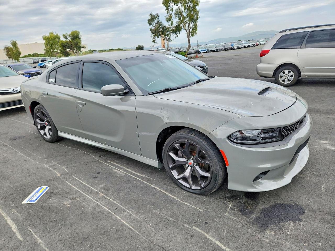2018 Dodge Charger Sxt Plus Gray vin: 2C3CDXHG4JH281359
