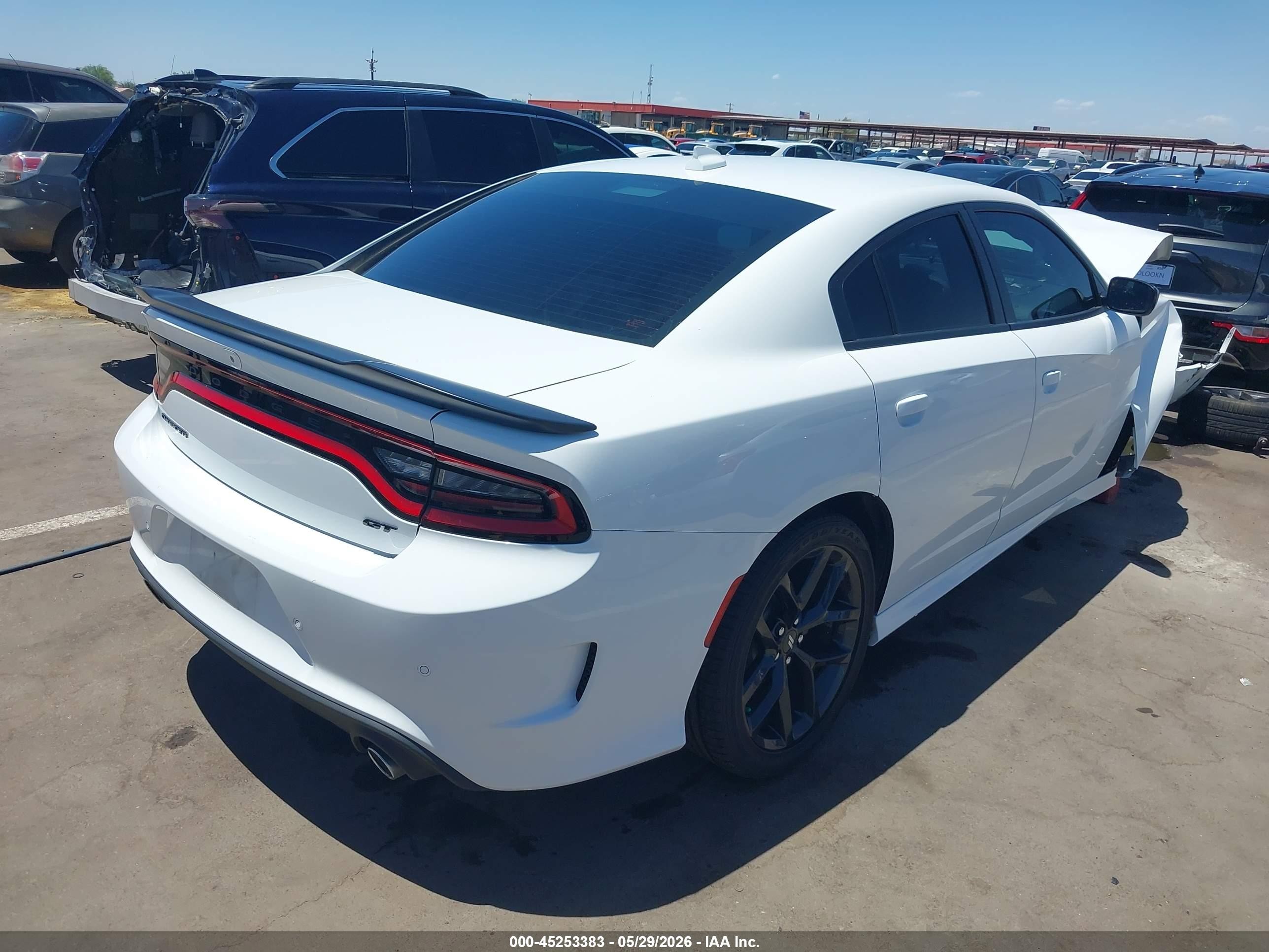 2022 Dodge Charger Gt Rwd White vin: 2C3CDXHG5NH138751