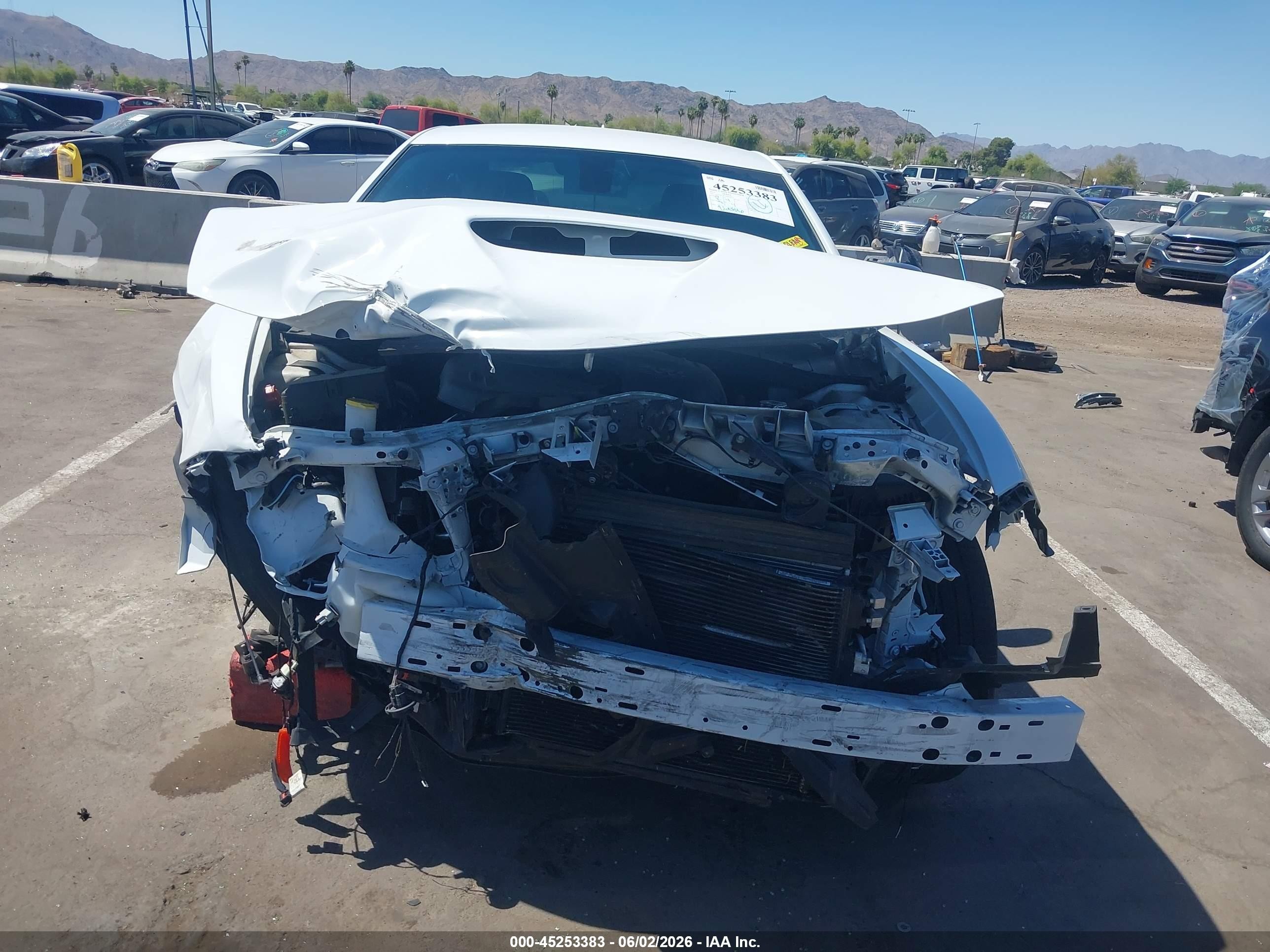 2022 Dodge Charger Gt Rwd White vin: 2C3CDXHG5NH138751