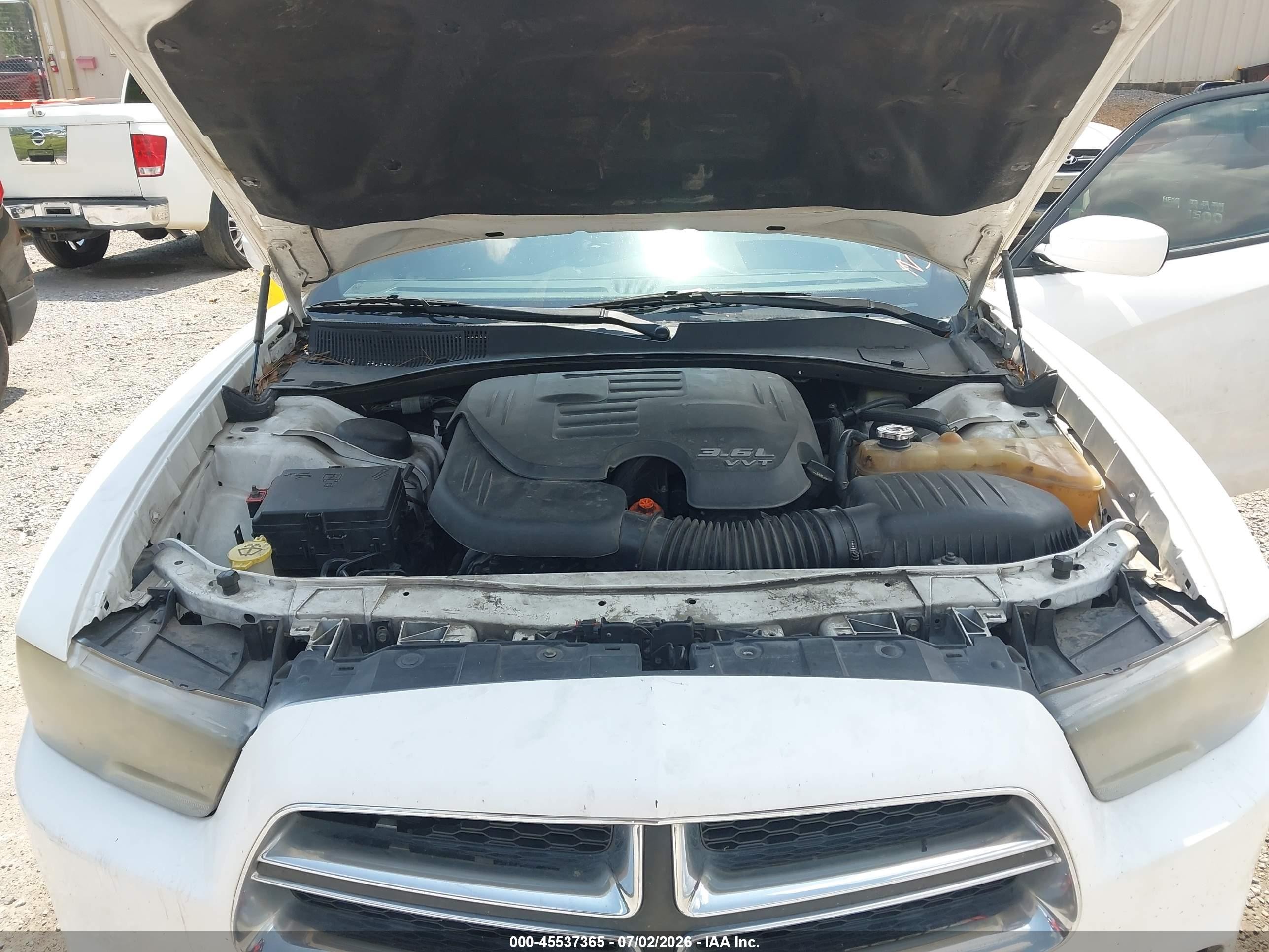 2014 Dodge Charger Sxt White vin: 2C3CDXHG6EH105614
