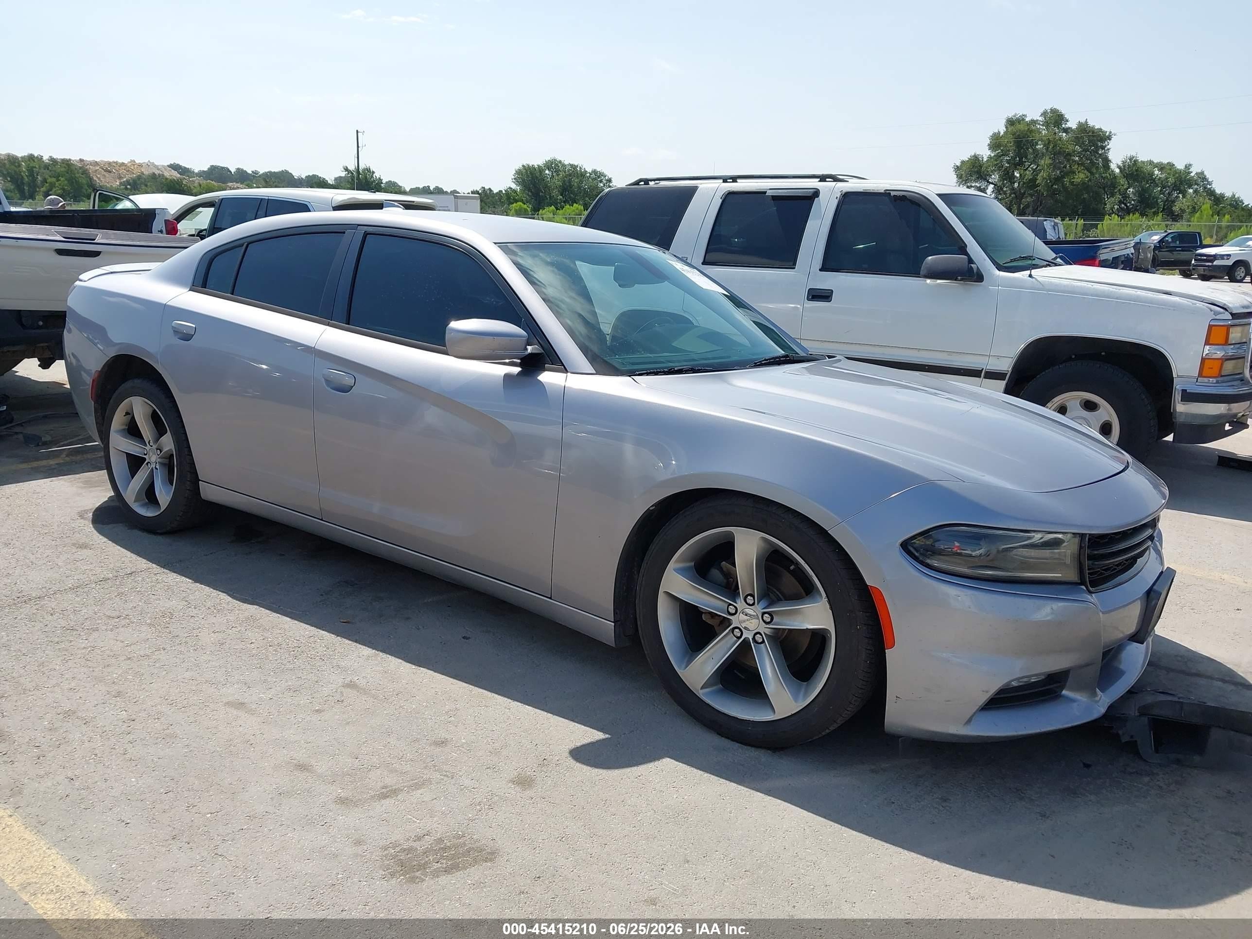 2015 Dodge Charger Sxt Silver vin: 2C3CDXHG6FH724960