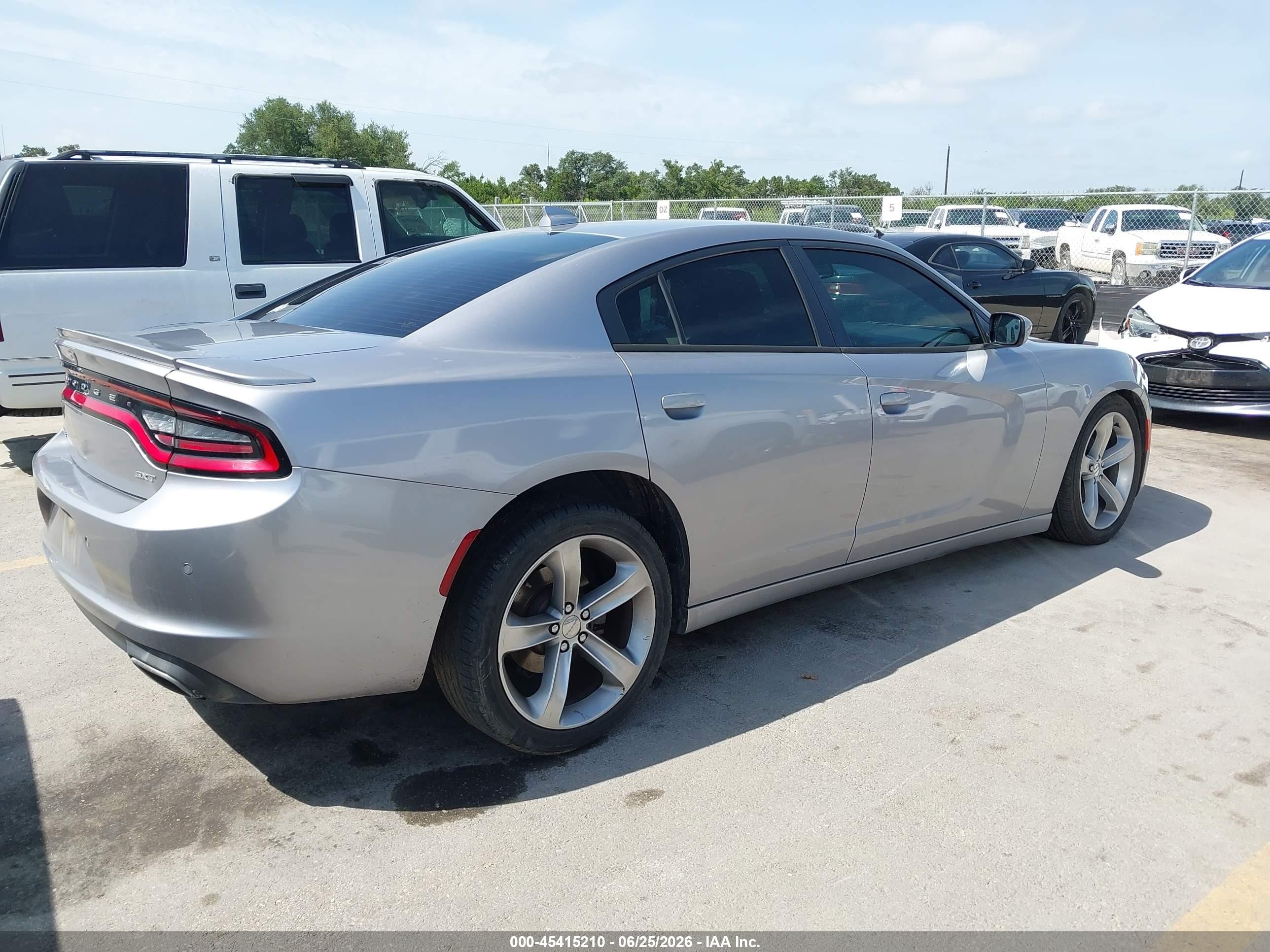 2015 Dodge Charger Sxt Silver vin: 2C3CDXHG6FH724960