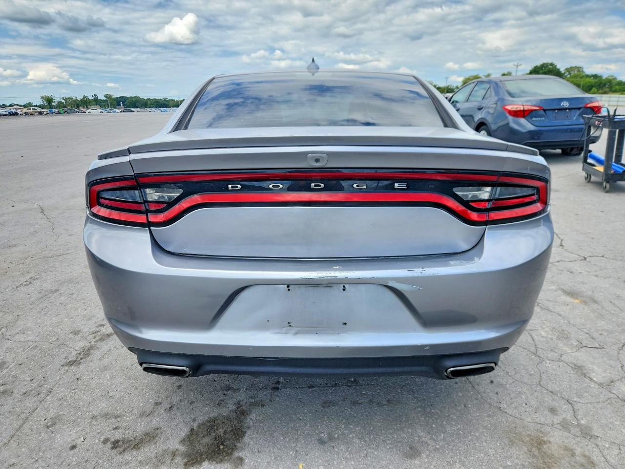 2015 Dodge Charger Sxt Silver vin: 2C3CDXHG6FH863373
