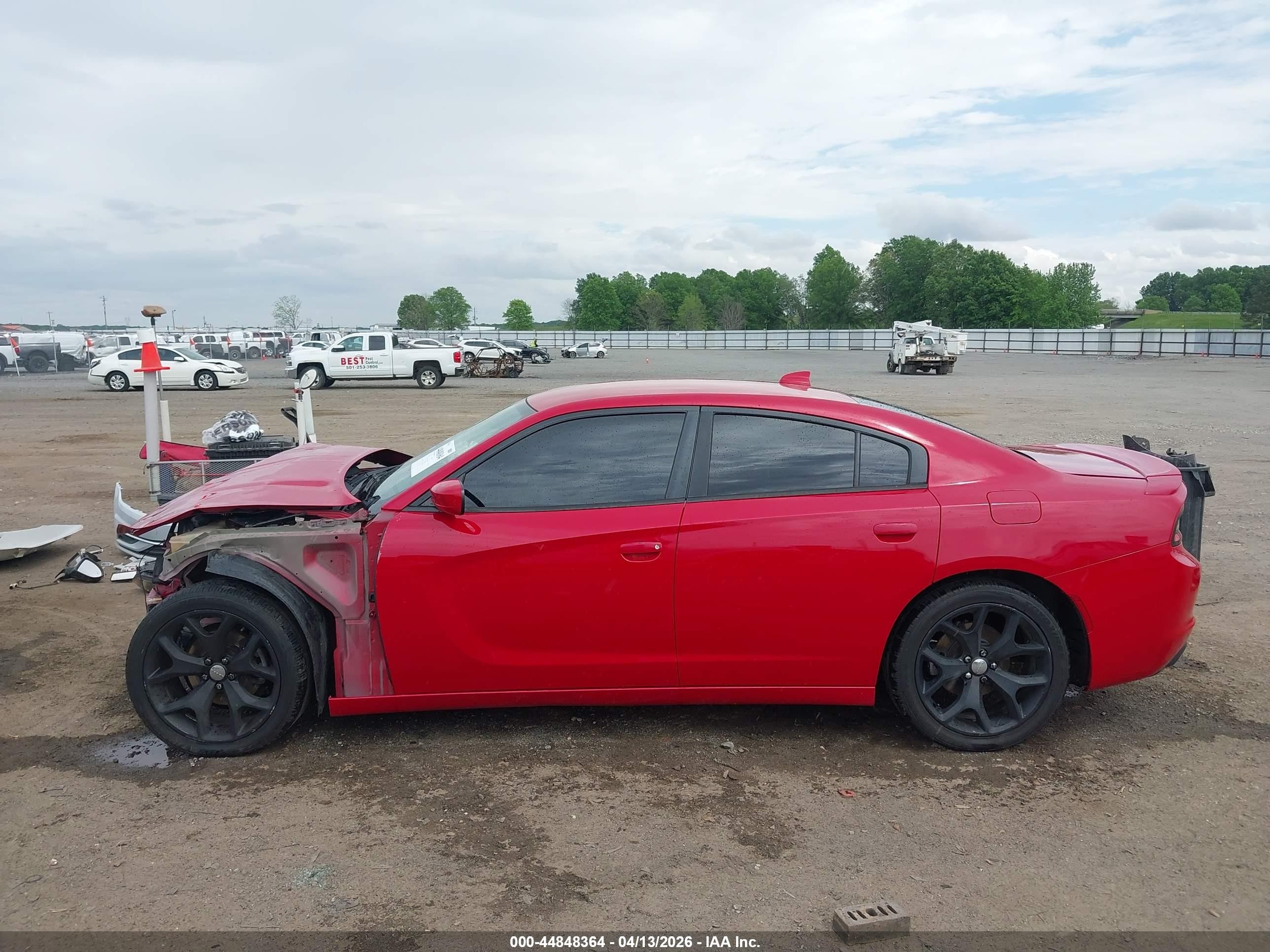 2015 Dodge Charger Sxt Red vin: 2C3CDXHG6FH897426