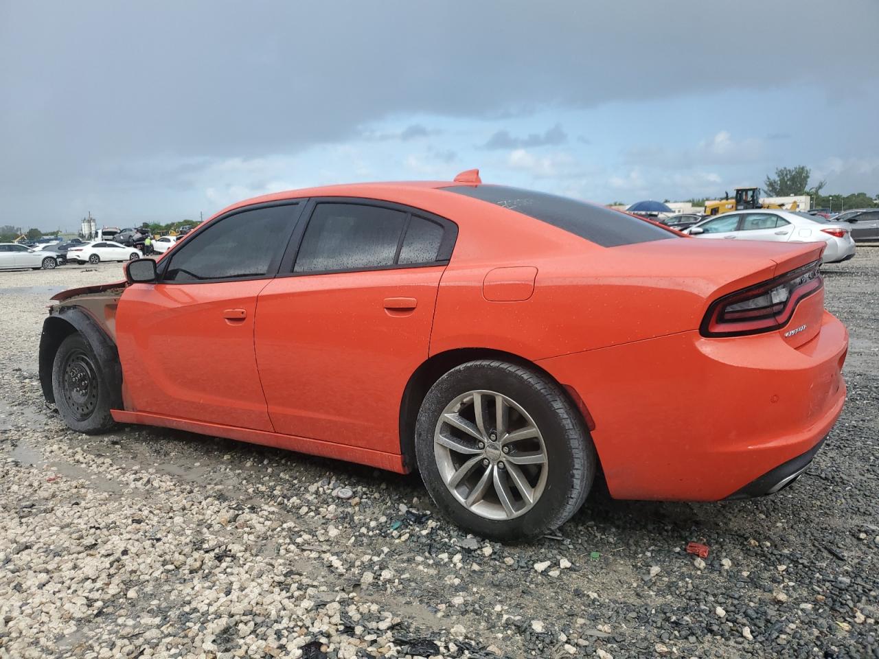 2016 Dodge Charger Sxt Orange vin: 2C3CDXHG6GH313124