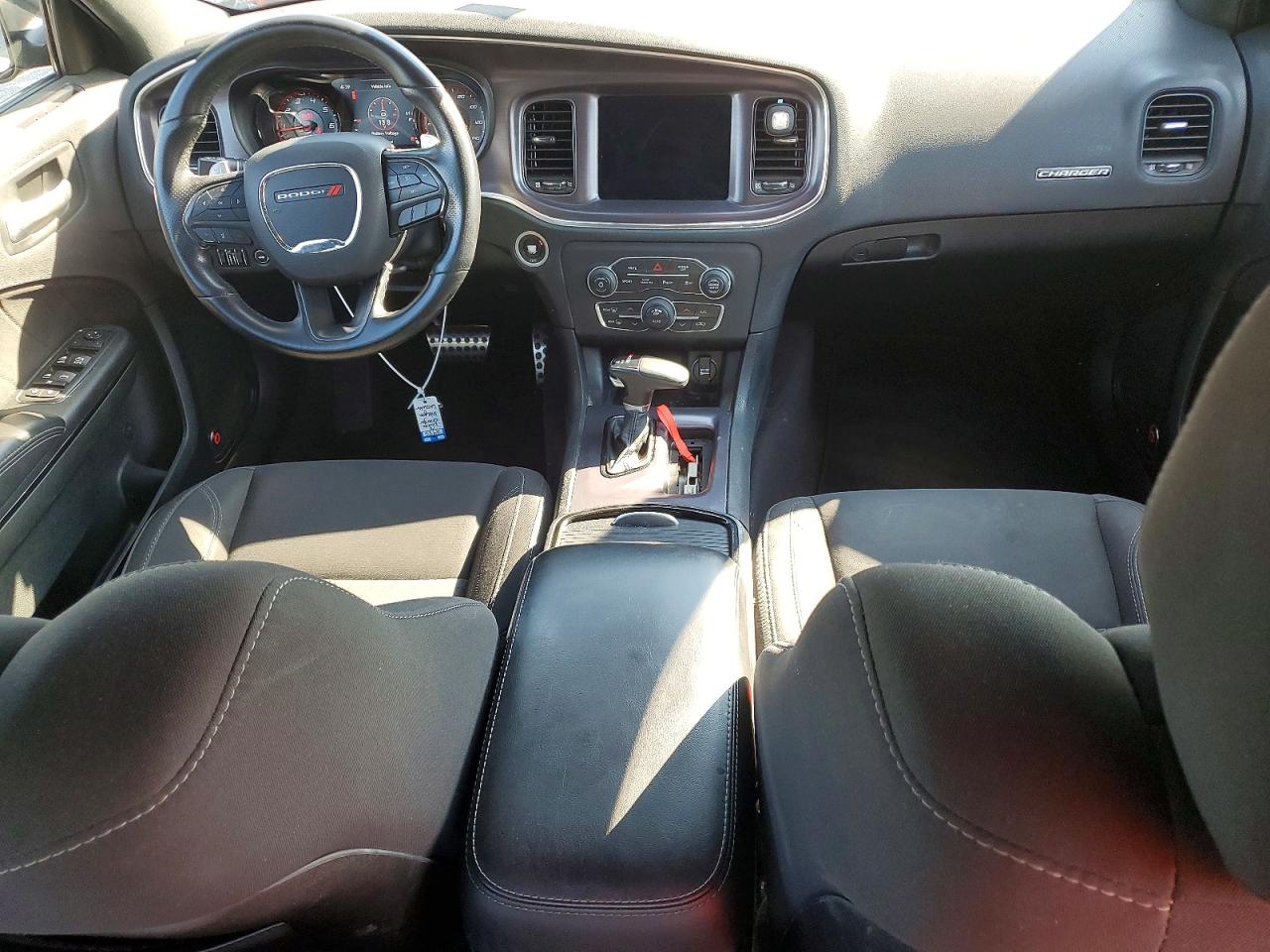 2018 Dodge Charger Sxt Plus Burgundy vin: 2C3CDXHG6JH230252