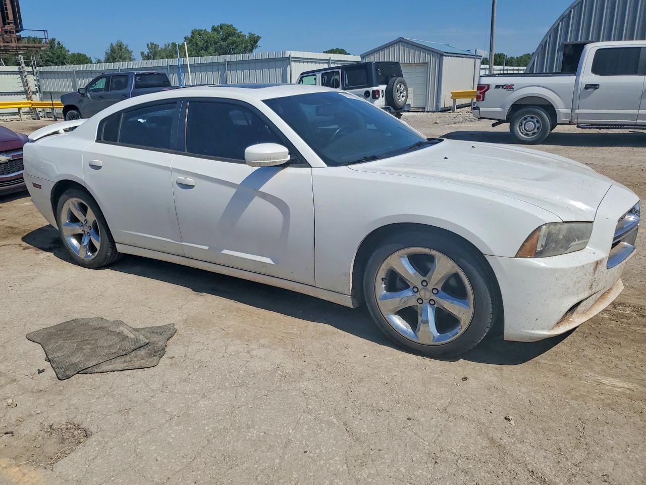 2014 Dodge Charger Sxt White vin: 2C3CDXHG7EH334318