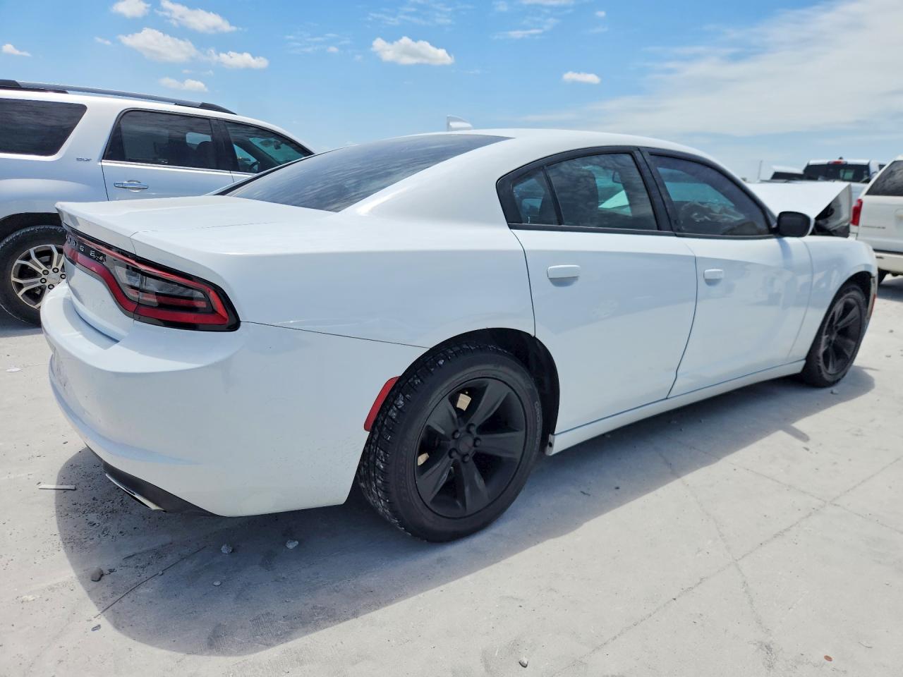 2015 Dodge Charger Sxt White vin: 2C3CDXHG7FH846839