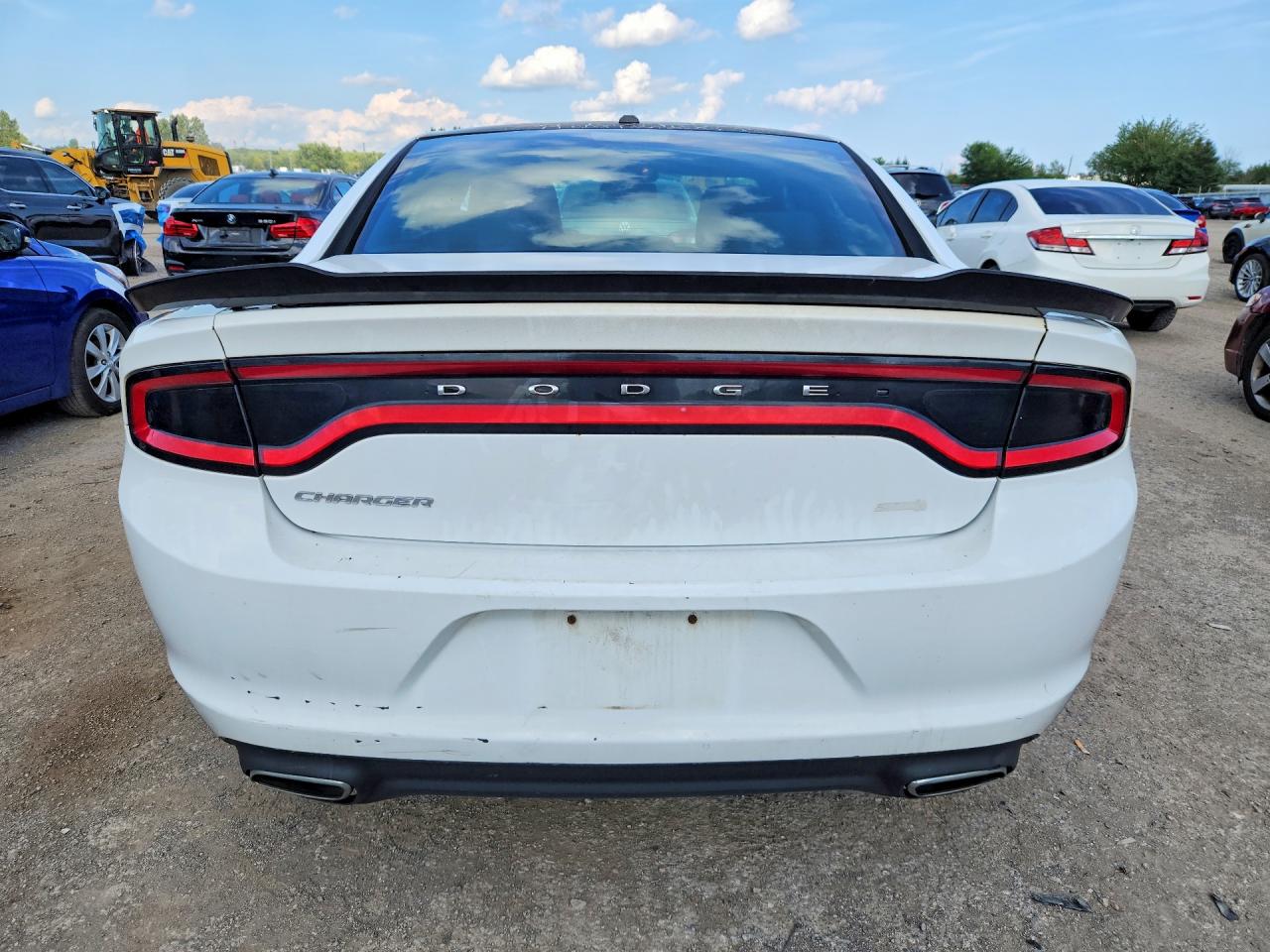 2015 Dodge Charger Sxt White vin: 2C3CDXHG7FH851894