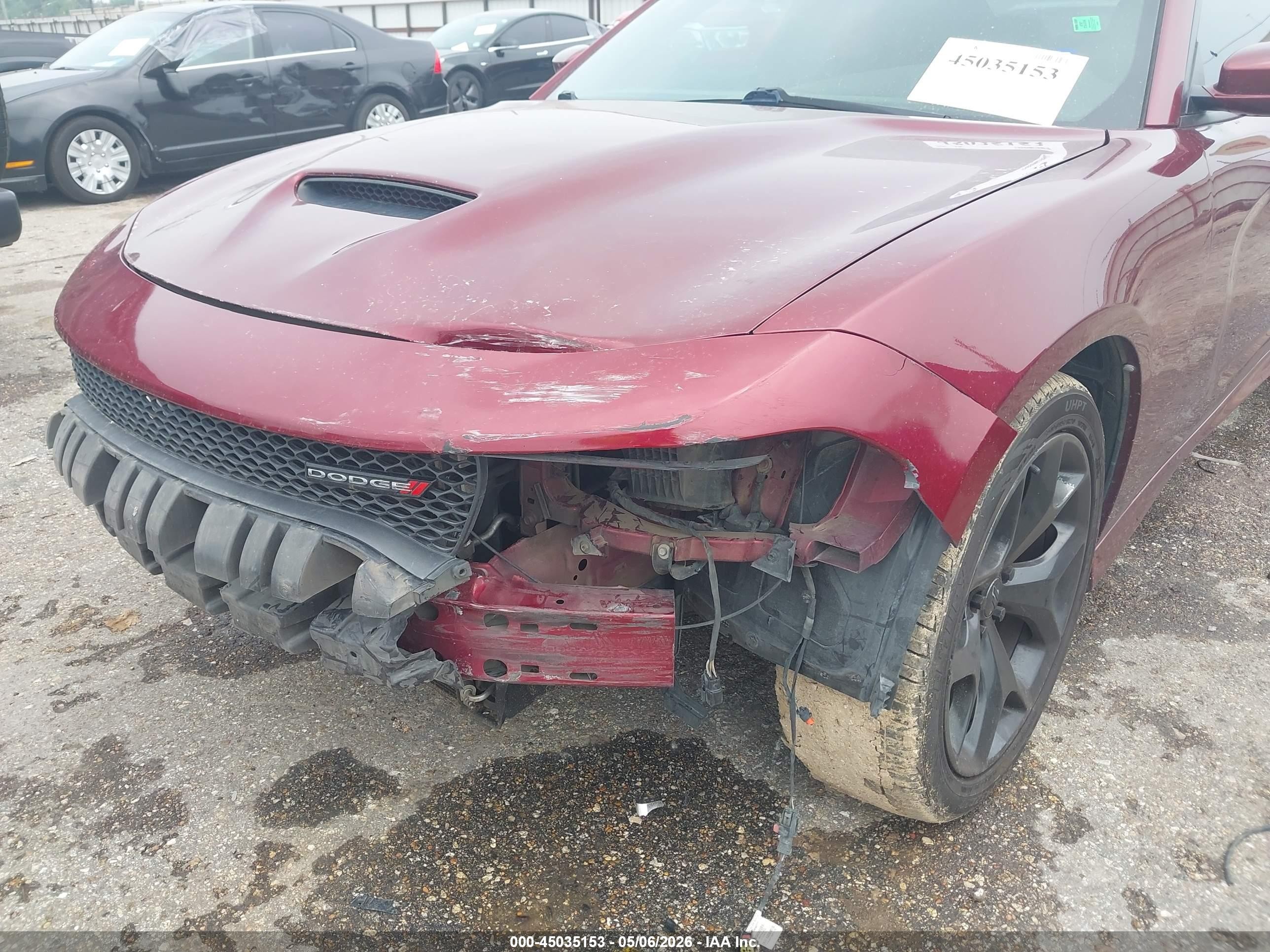 2019 Dodge Charger Gt Rwd Red vin: 2C3CDXHG7KH608869