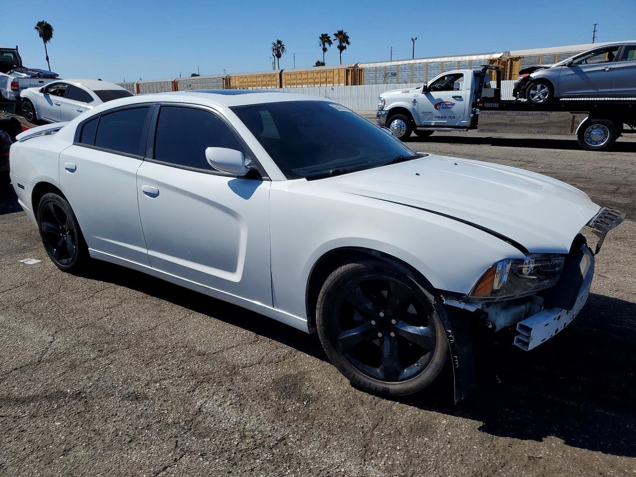 2014 Dodge Charger Sxt White vin: 2C3CDXHG8EH353492