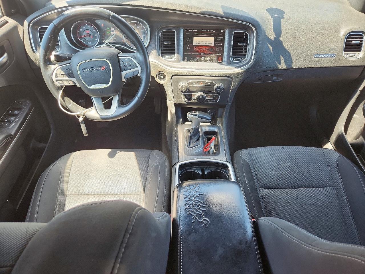 2015 Dodge Charger Sxt Серебряный vin: 2C3CDXHG8FH824185