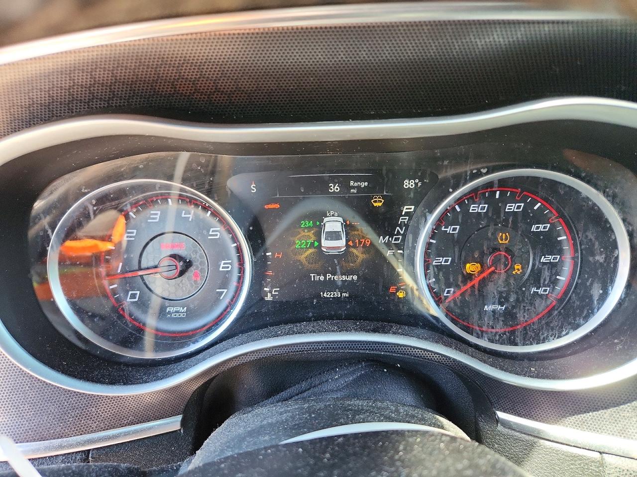 2015 Dodge Charger Sxt Серебряный vin: 2C3CDXHG8FH824185