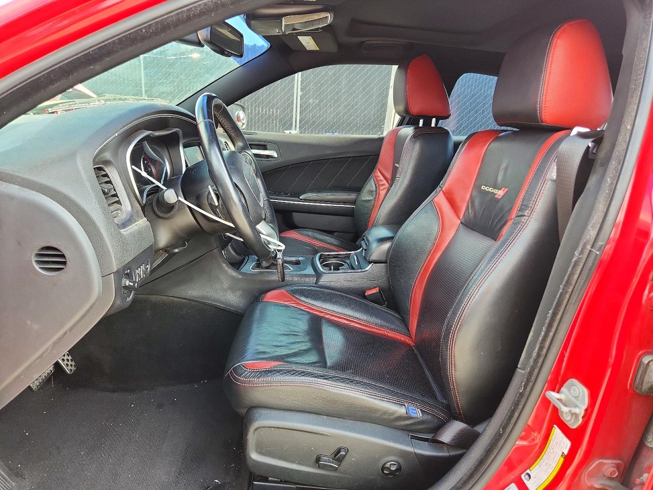 2015 Dodge Charger Sxt Красный vin: 2C3CDXHG8FH852312