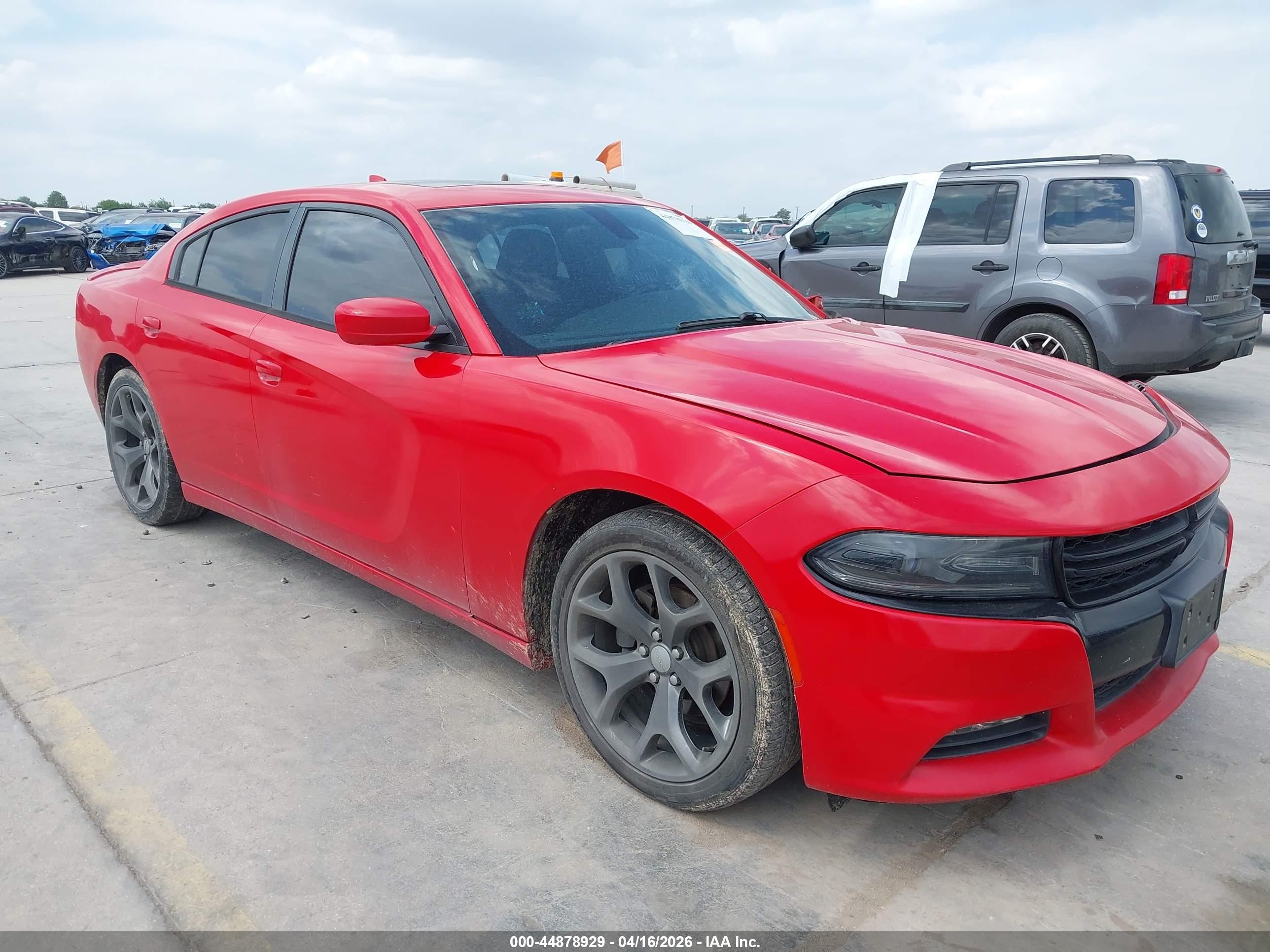 2015 Dodge Charger Sxt Red vin: 2C3CDXHG8FH907227