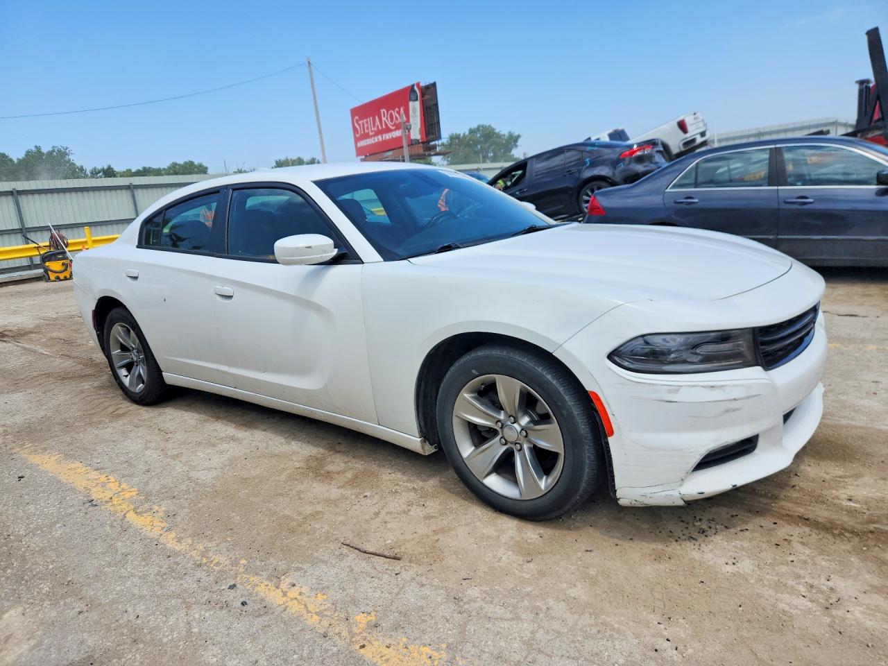 2016 Dodge Charger Sxt White vin: 2C3CDXHG8GH178499