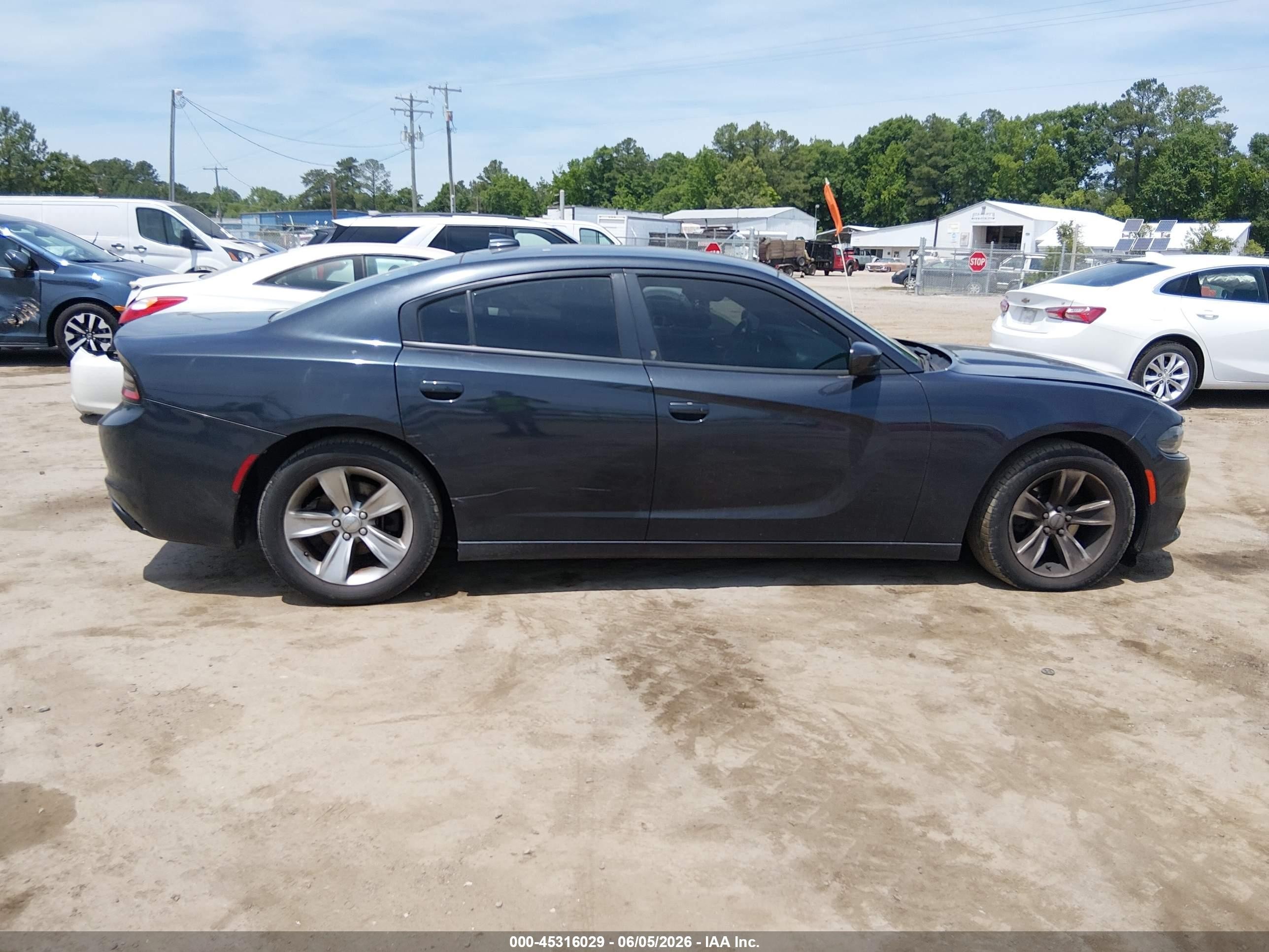 2017 Dodge Charger Sxt Rwd Gray vin: 2C3CDXHG8HH562803