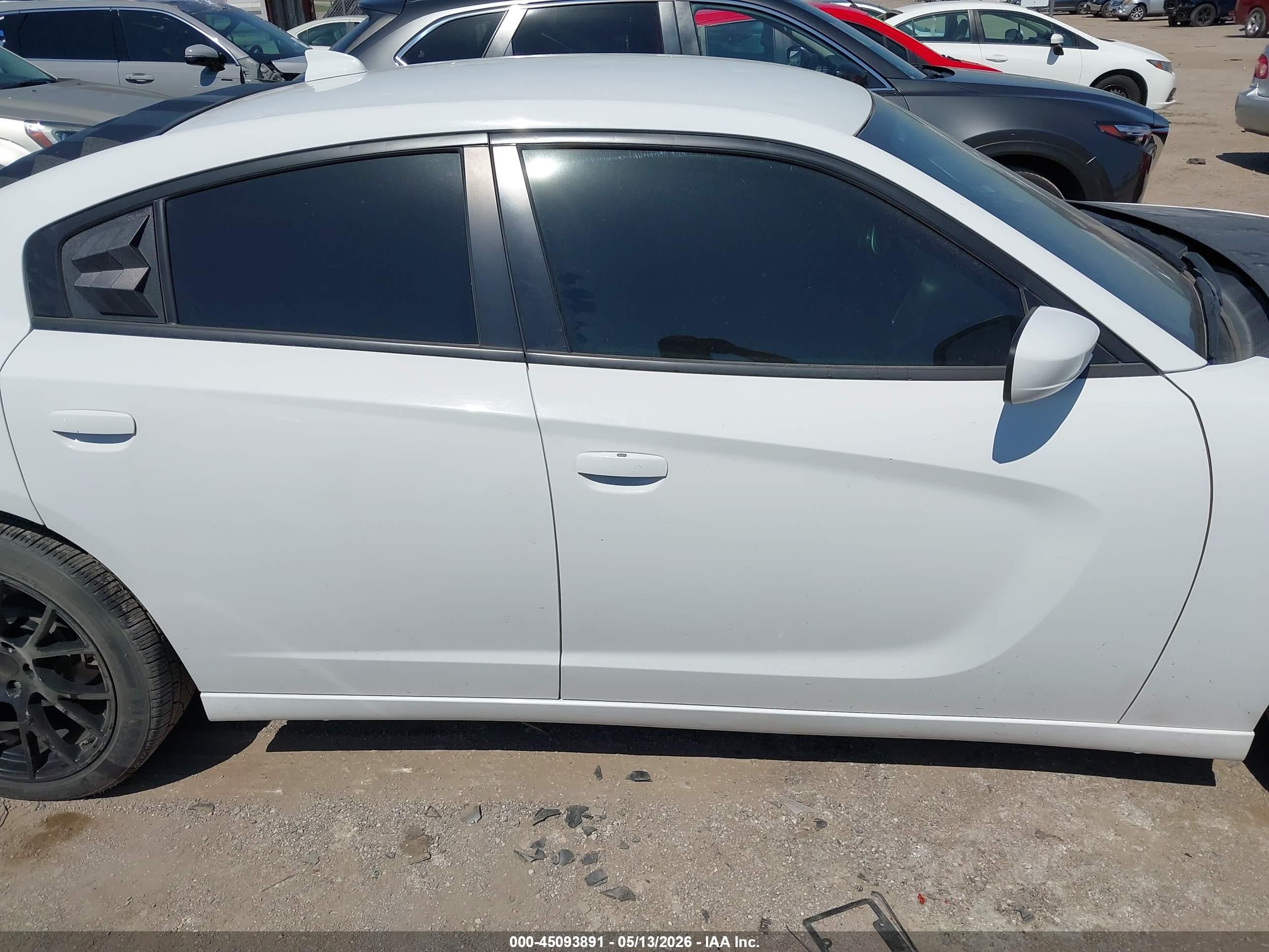 2018 Dodge Charger Sxt Plus Rwd White vin: 2C3CDXHG8JH176470