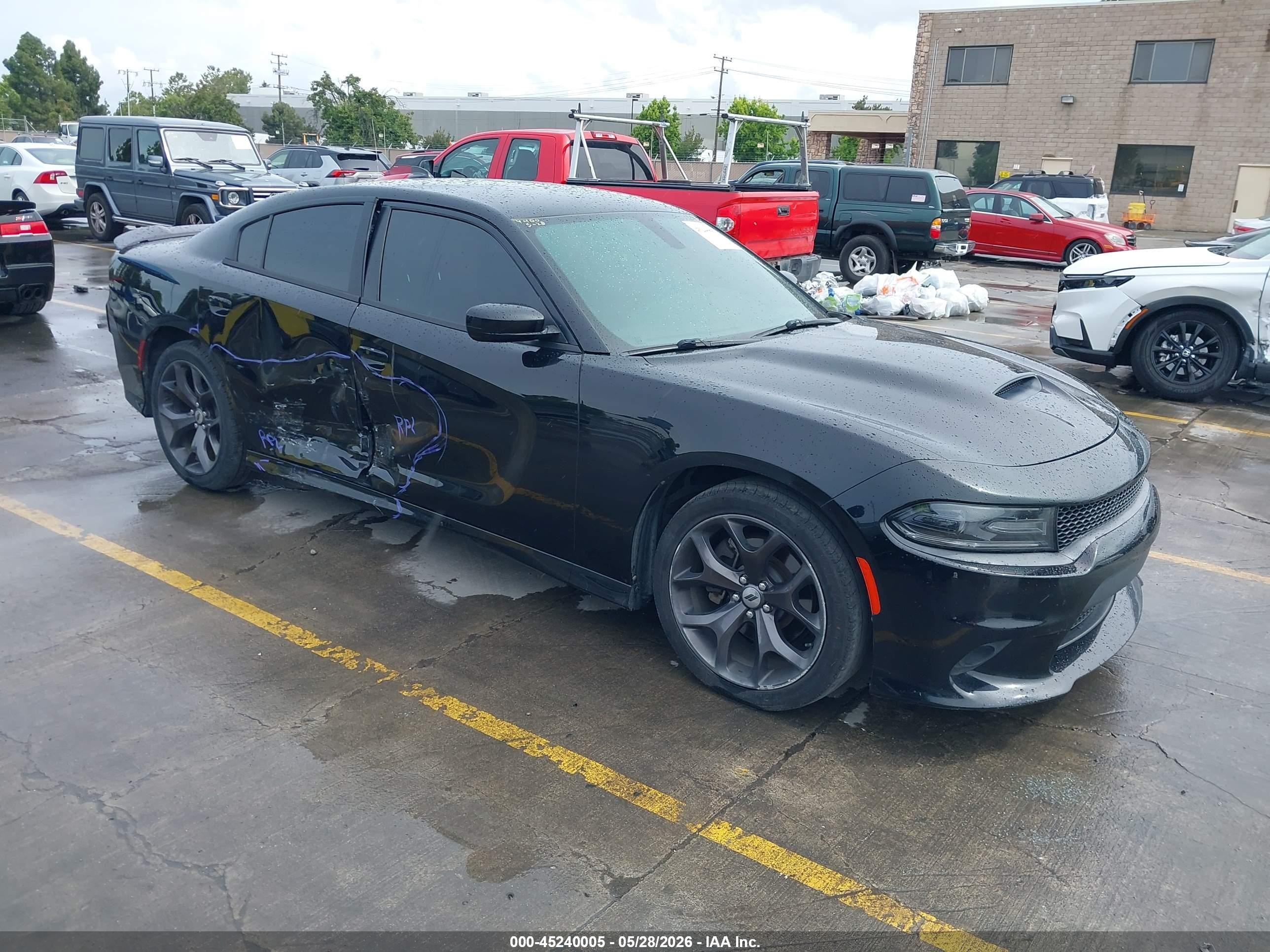 2C3CDXHG9KH678101