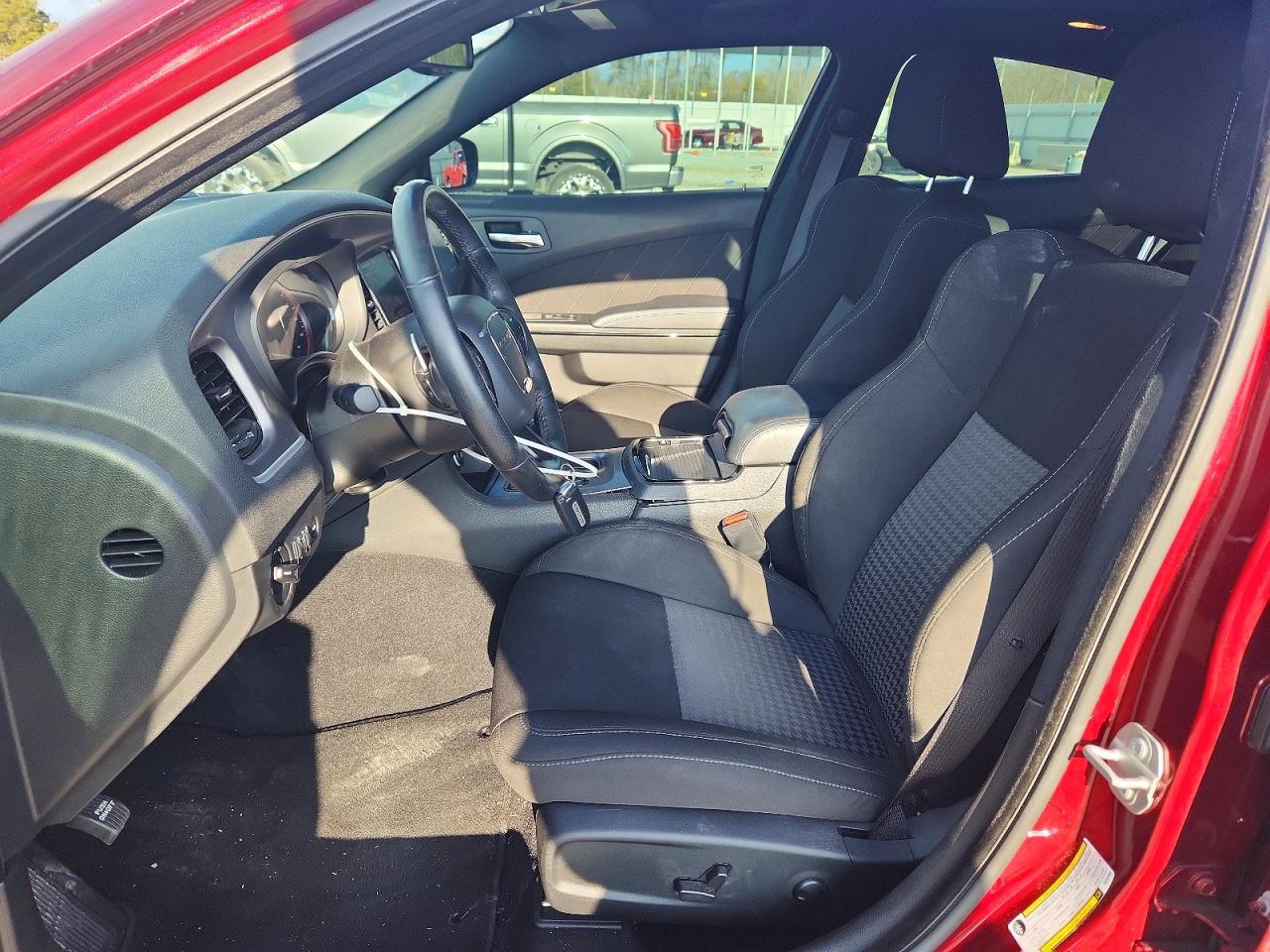 2022 Dodge Charger Gt Maroon vin: 2C3CDXHG9NH267656