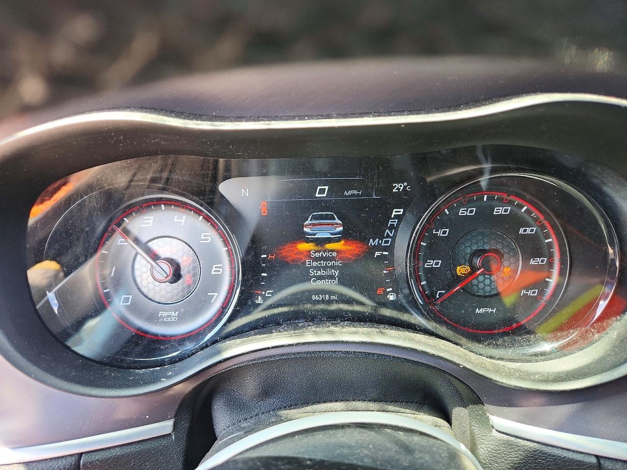 2019 Dodge Charger Sxt Red vin: 2C3CDXJG1KH743405