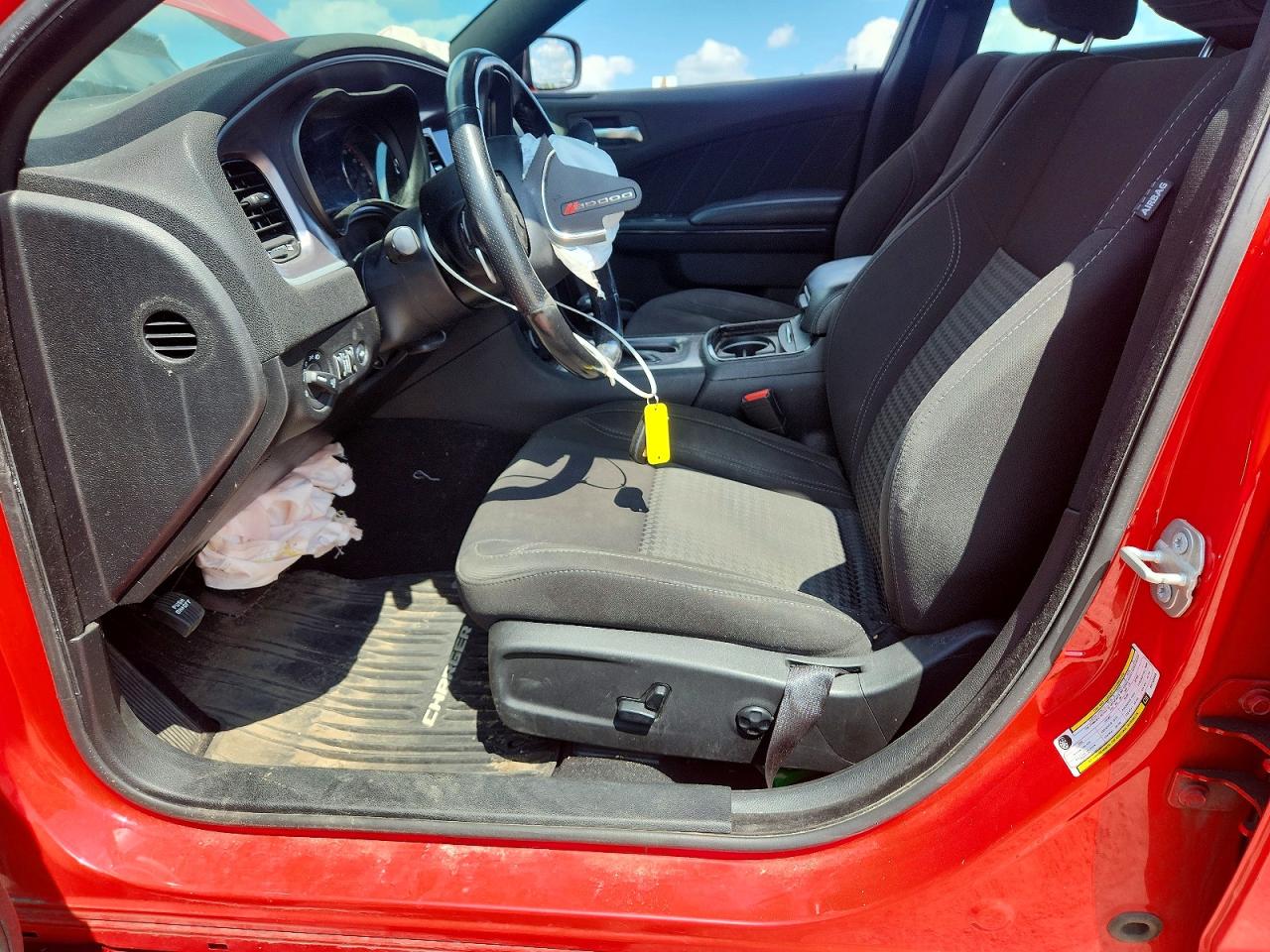 2019 Dodge Charger Sxt Red vin: 2C3CDXJG1KH743405