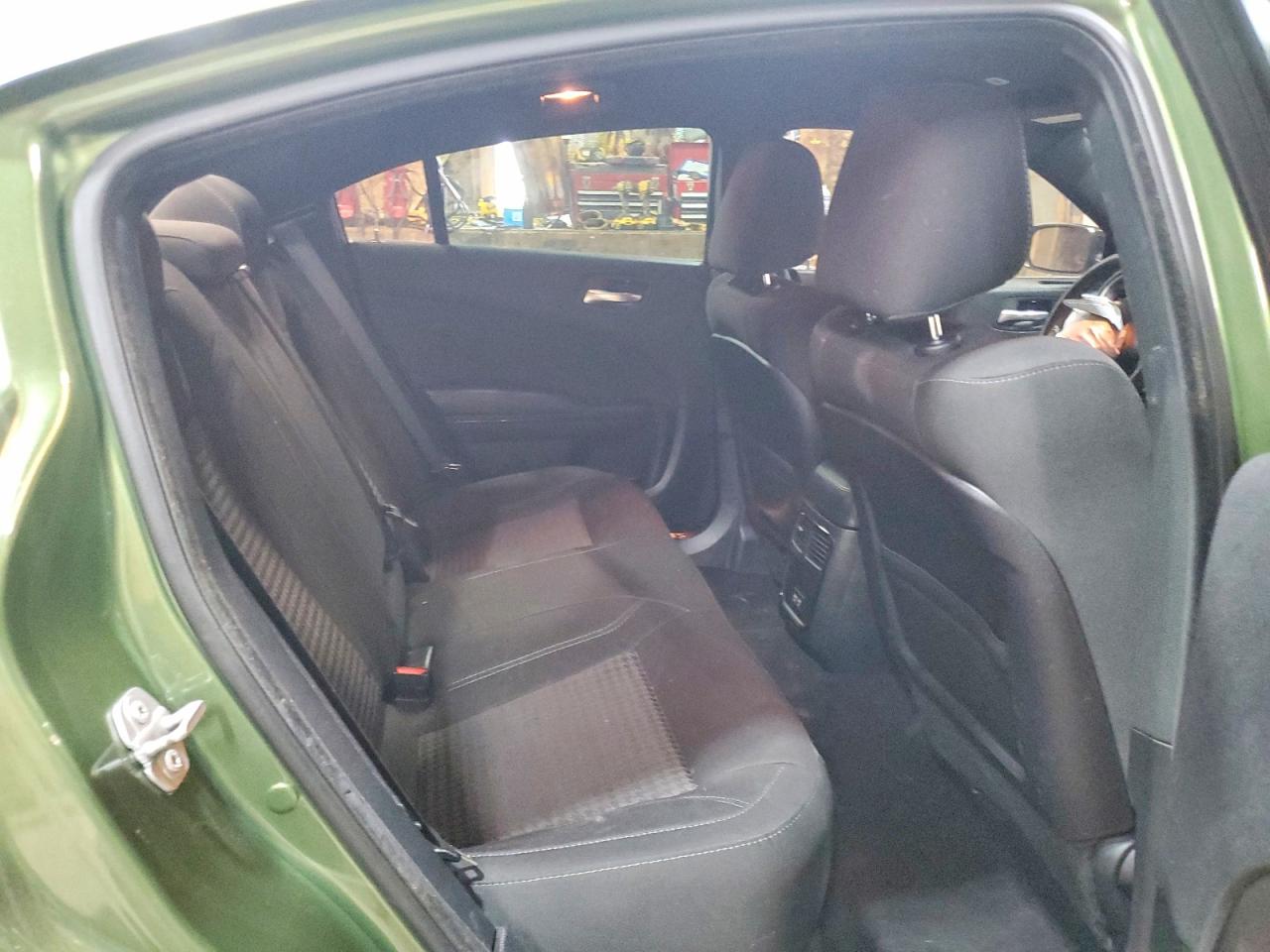 2019 Dodge Charger Sxt Green vin: 2C3CDXJG2KH743283
