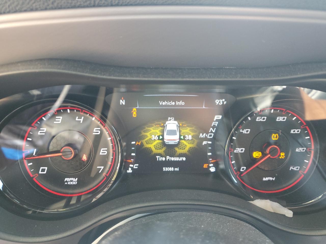 2023 Dodge Charger Sxt Burgundy vin: 2C3CDXJG2PH705897