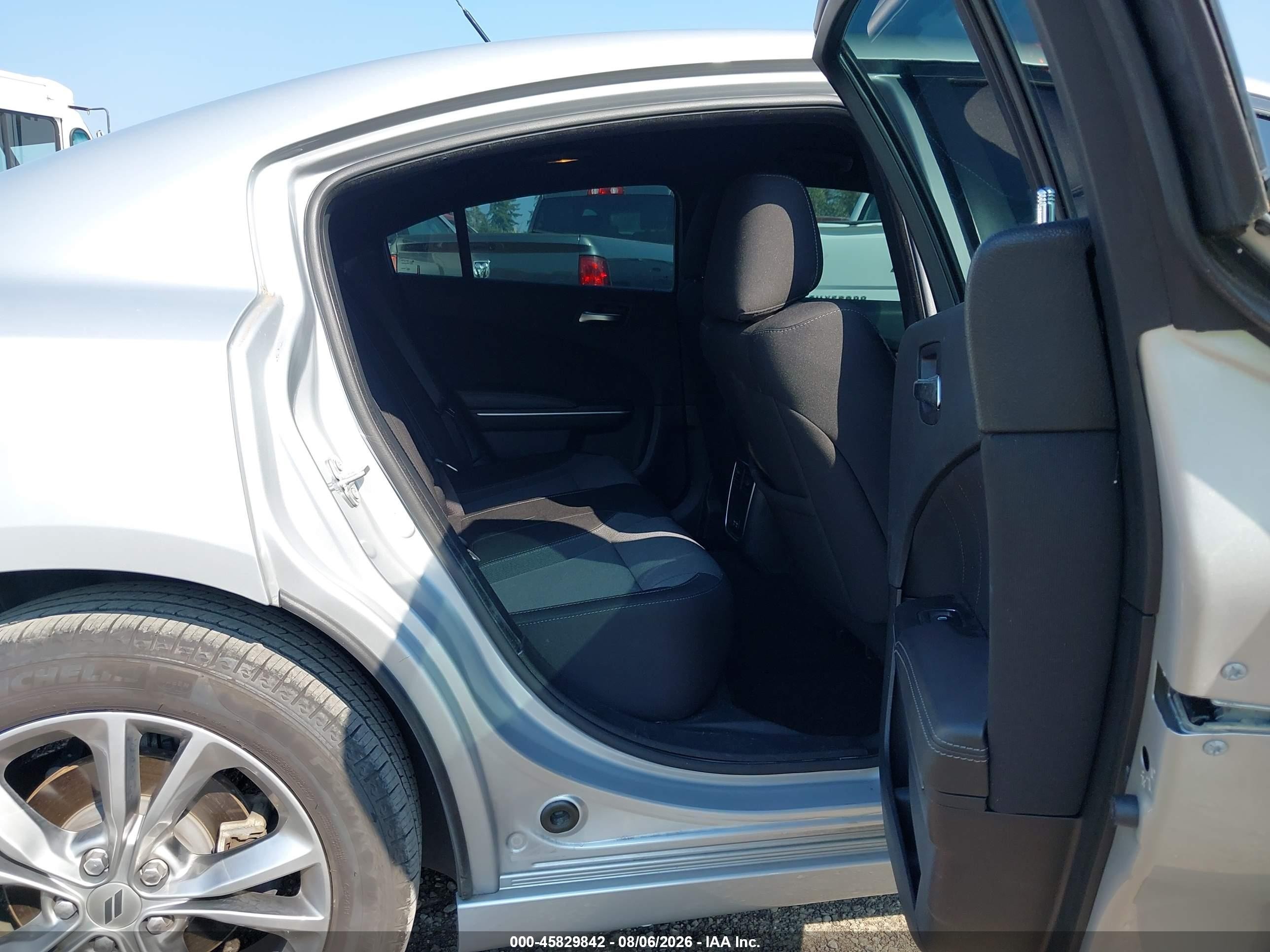 2020 Dodge Charger Sxt Awd Silver vin: 2C3CDXJG4LH193554