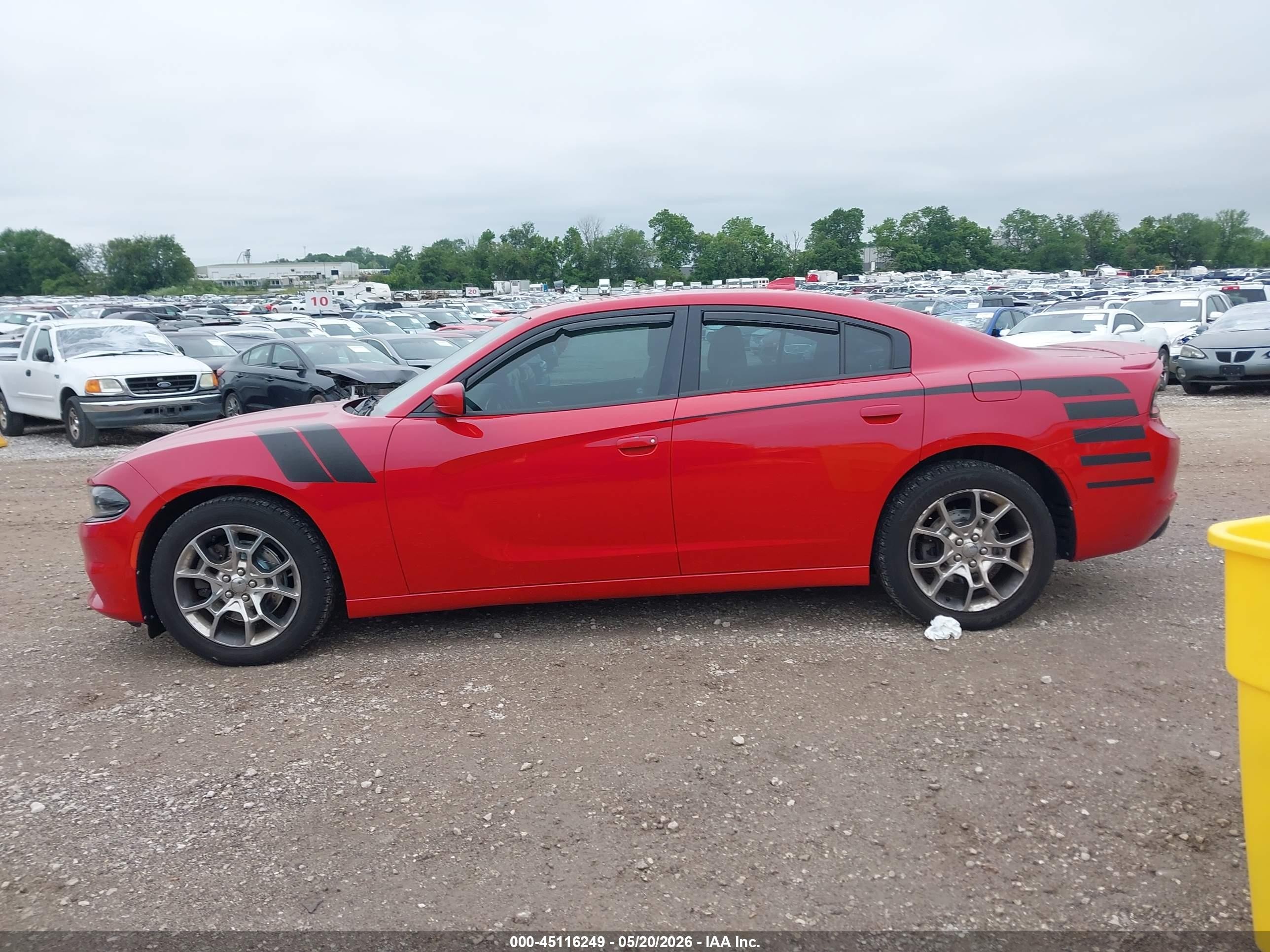 2015 Dodge Charger Sxt Red vin: 2C3CDXJG5FH848650