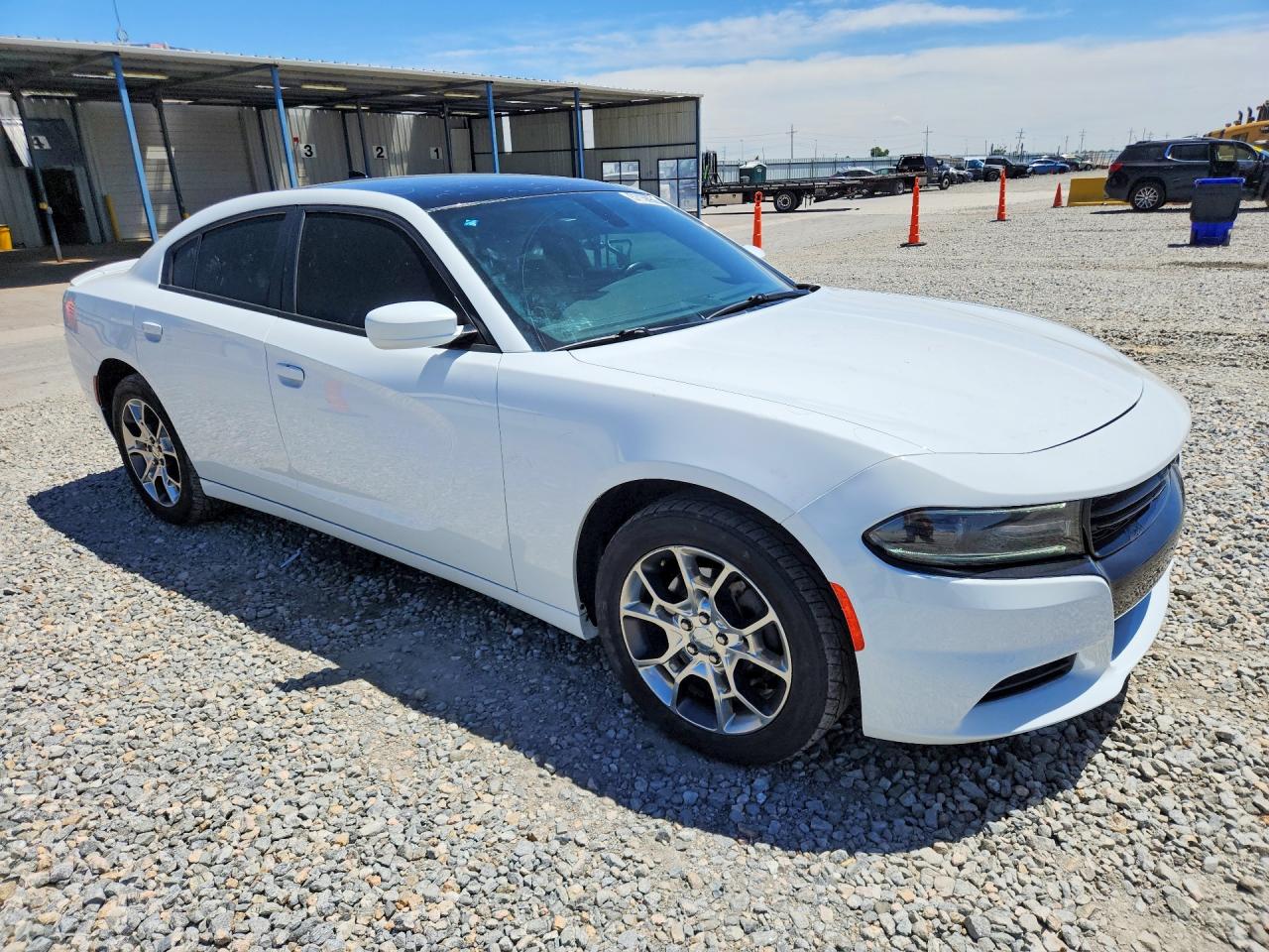 2015 Dodge Charger Sxt White vin: 2C3CDXJG5FH905221