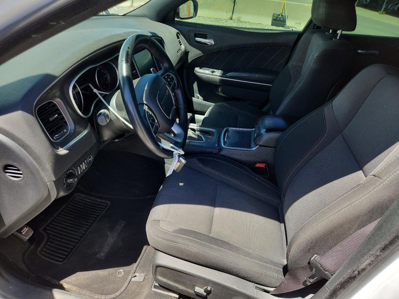 2015 Dodge Charger Sxt White vin: 2C3CDXJG5FH905221
