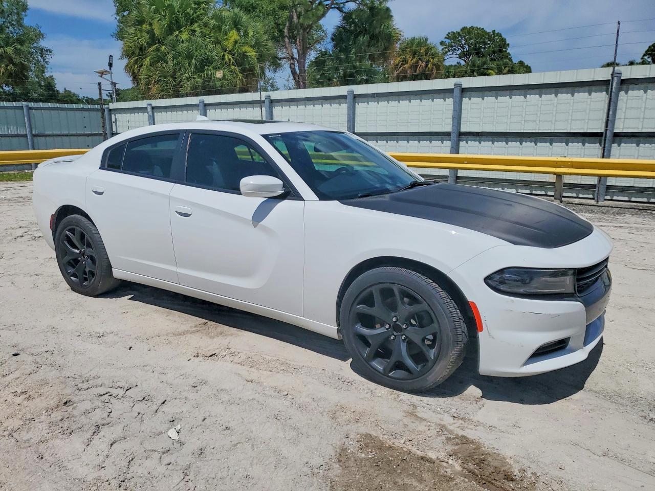 2015 Dodge Charger Sxt Белый vin: 2C3CDXJG8FH746095