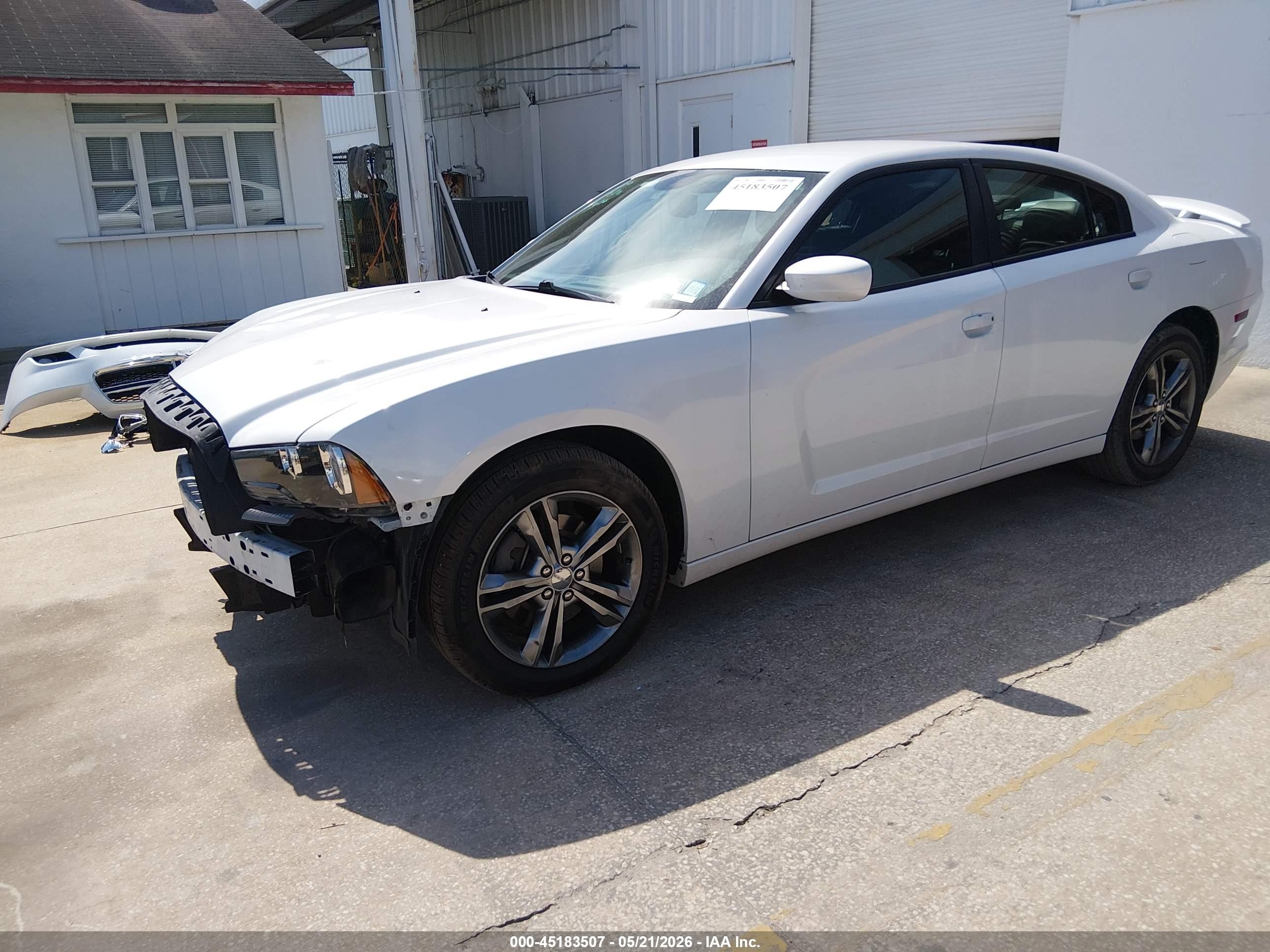 2014 Dodge Charger Sxt Plus Белый vin: 2C3CDXJG9EH212649