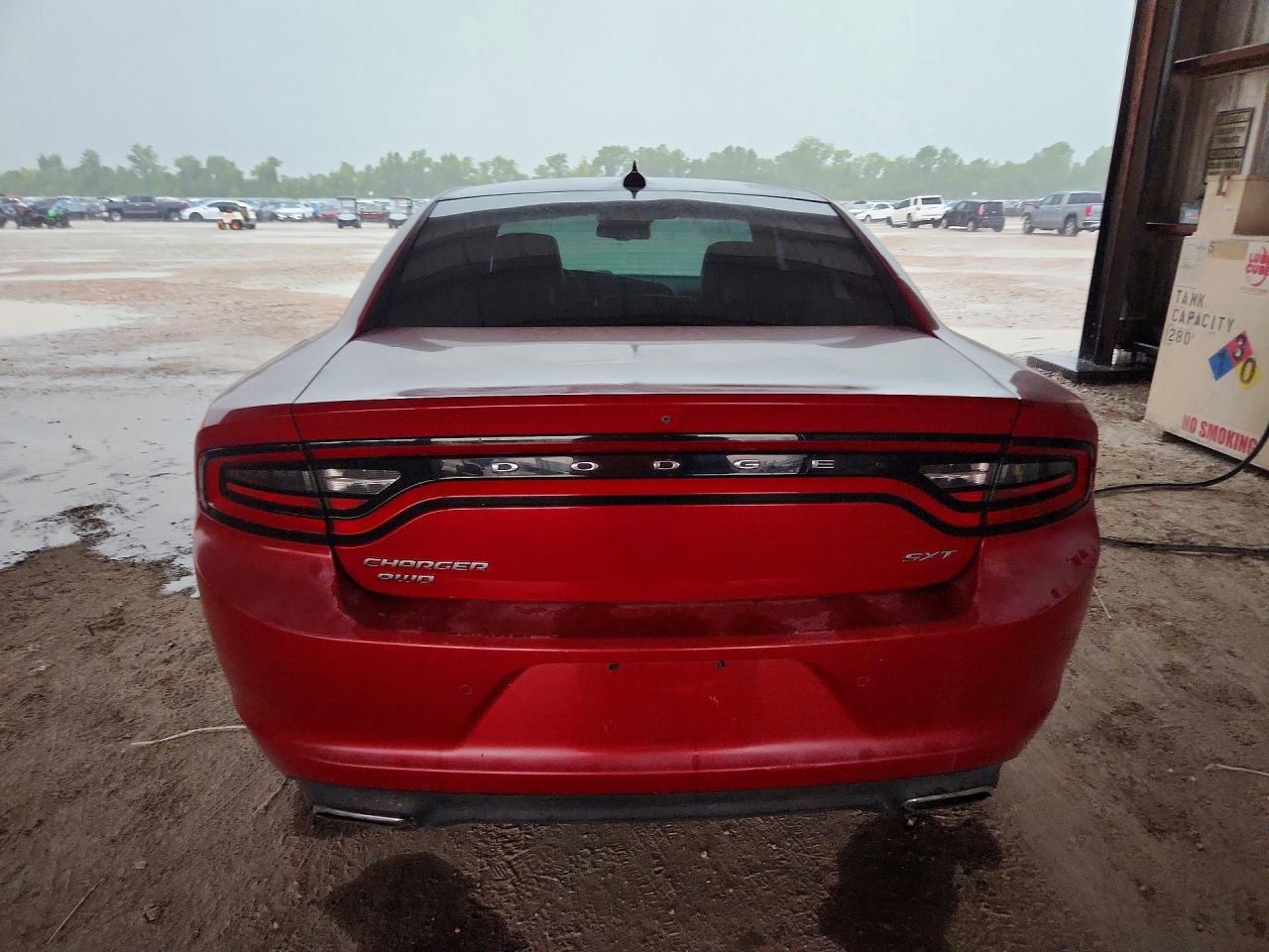 2015 Dodge Charger Sxt Red vin: 2C3CDXJG9FH796181