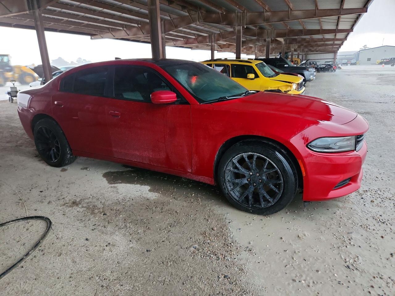2015 Dodge Charger Sxt Red vin: 2C3CDXJG9FH796181