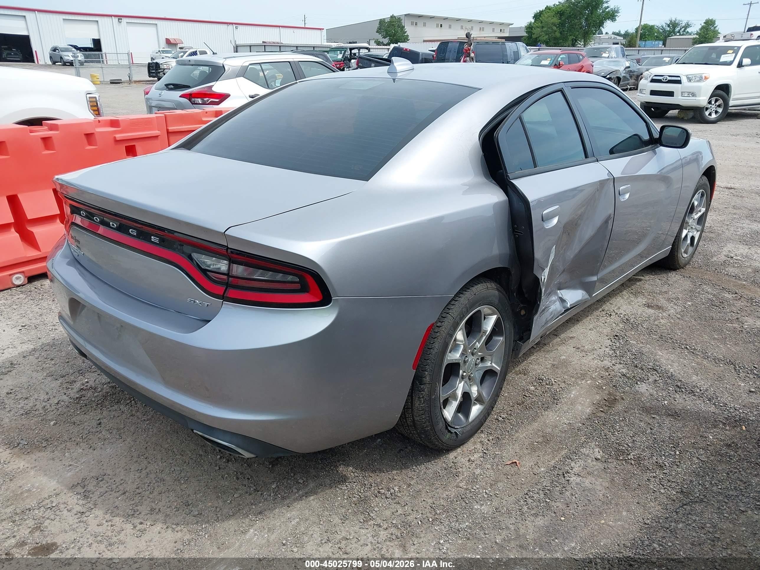 2016 Dodge Charger Sxt Silver vin: 2C3CDXJG9GH252040