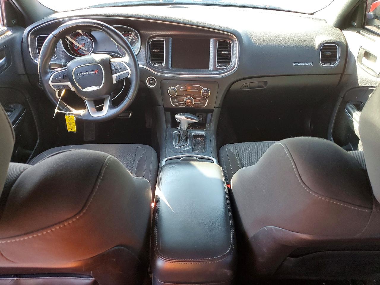 2015 Dodge Charger Sxt Red vin: 2C3CDXJGXFH875679