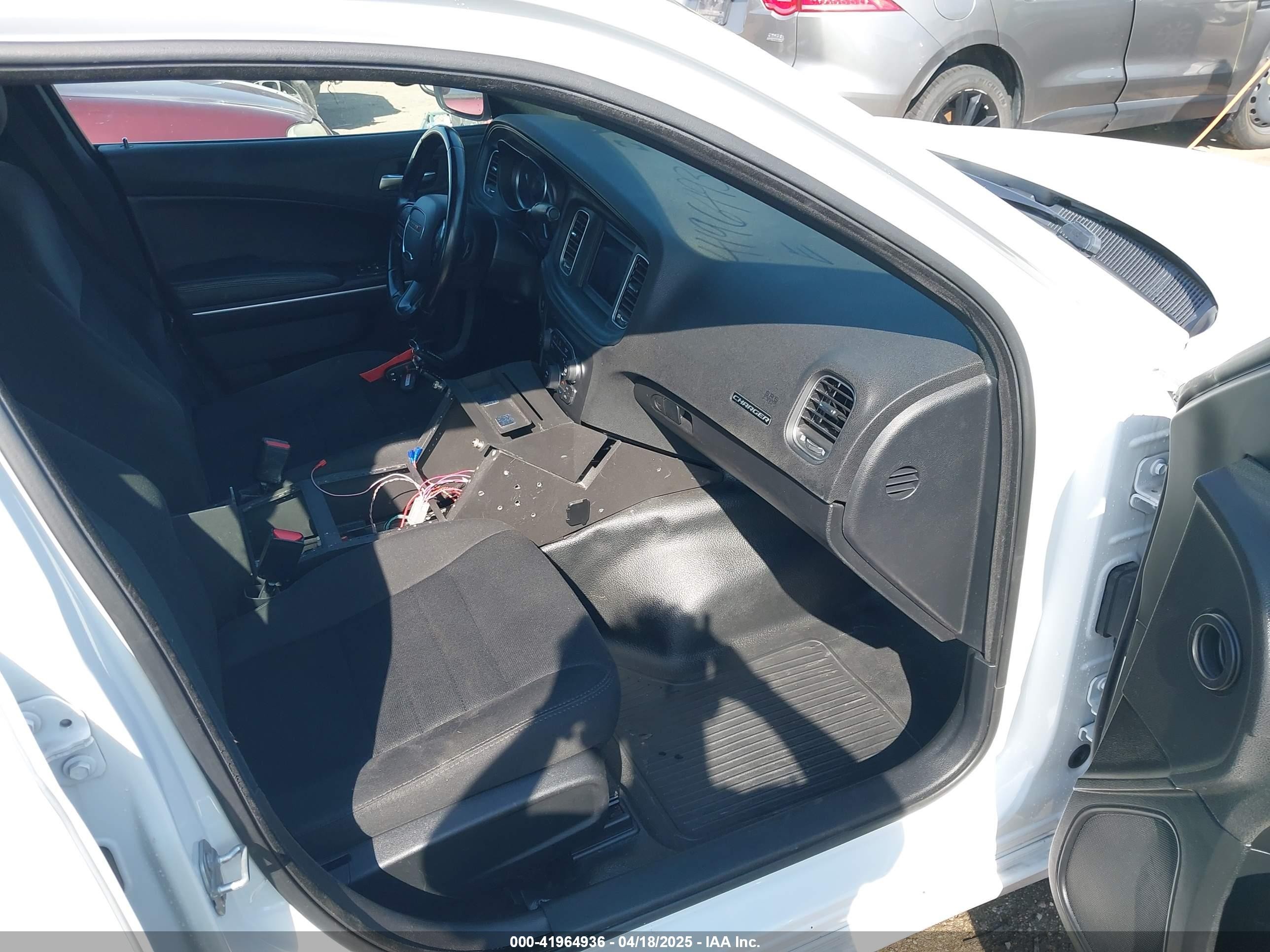 2020 Dodge Charger Police Awd White vin: 2C3CDXKT1LH127605