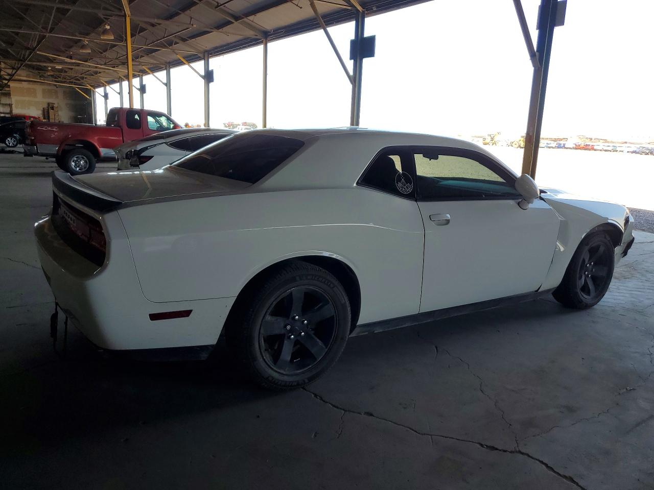 2012 Dodge Challenger Sxt White vin: 2C3CDYAG0CH135446