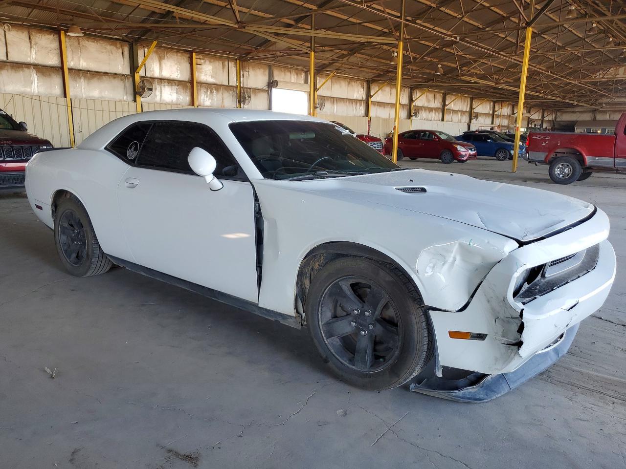 2012 Dodge Challenger Sxt White vin: 2C3CDYAG0CH135446
