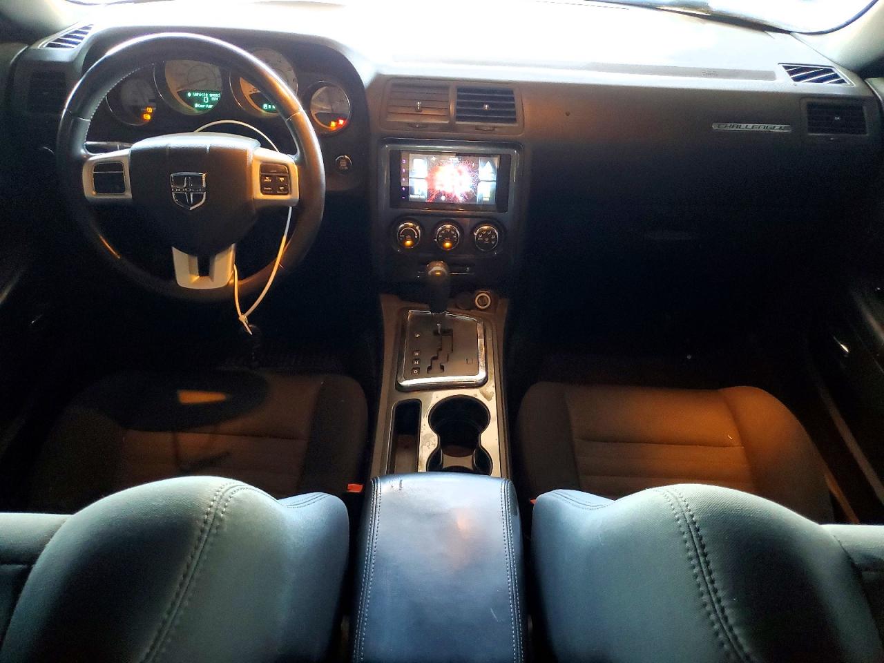 2012 Dodge Challenger Sxt White vin: 2C3CDYAG0CH135446