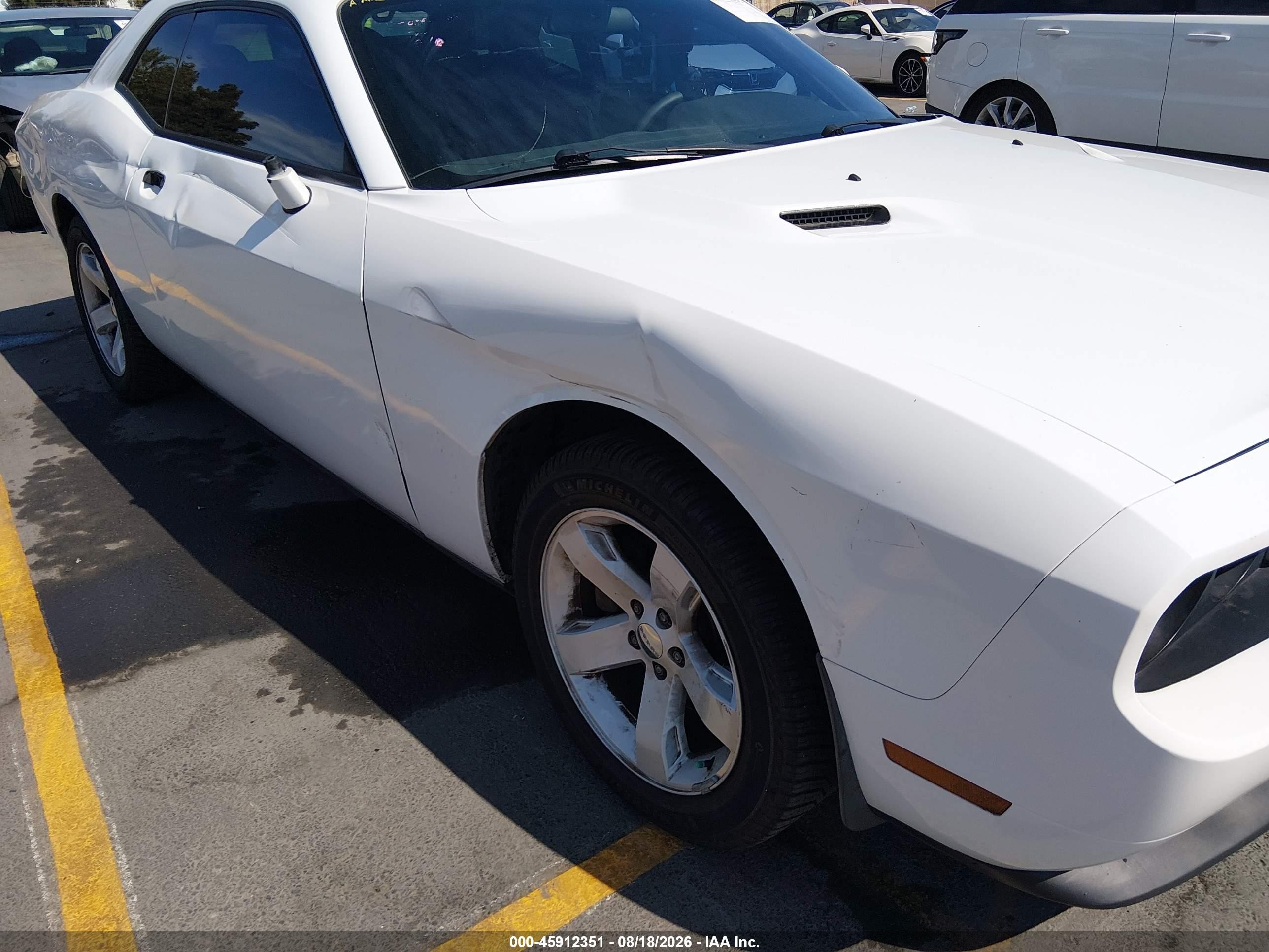 2012 Dodge Challenger Sxt Белый vin: 2C3CDYAG0CH258745